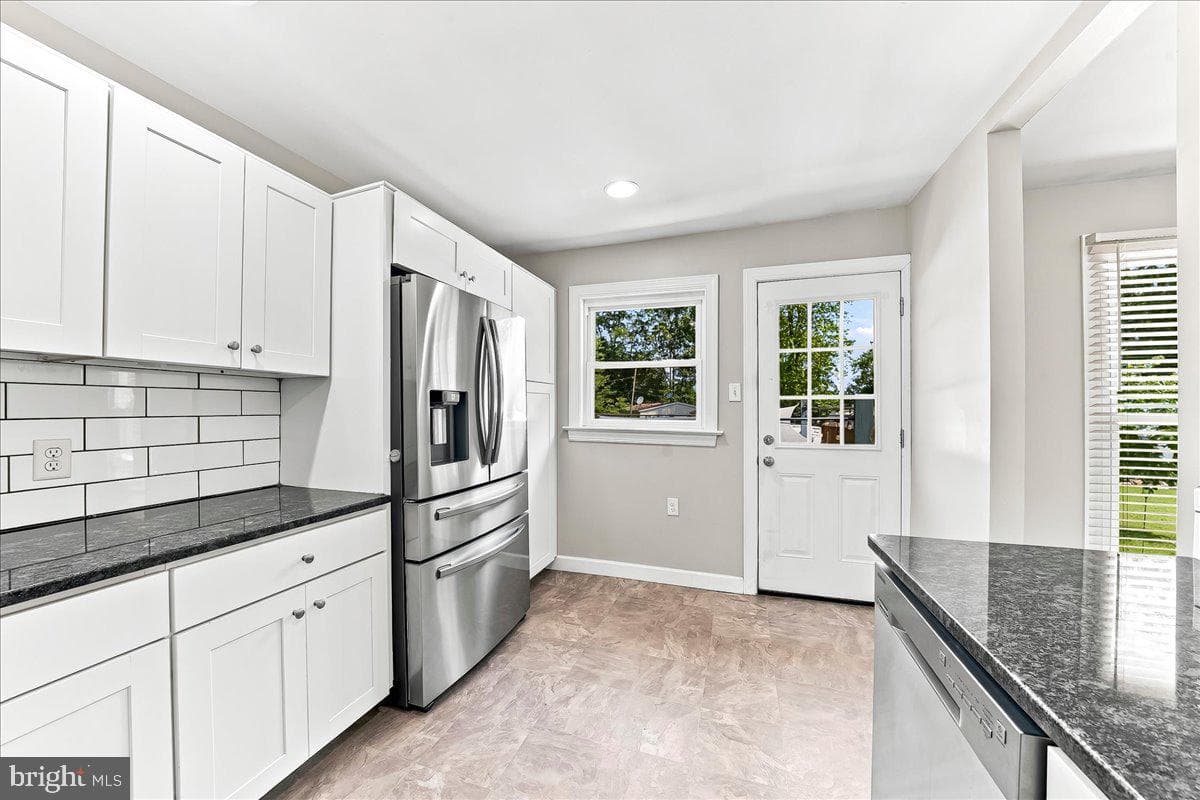 196 Highland View Drive photo 7