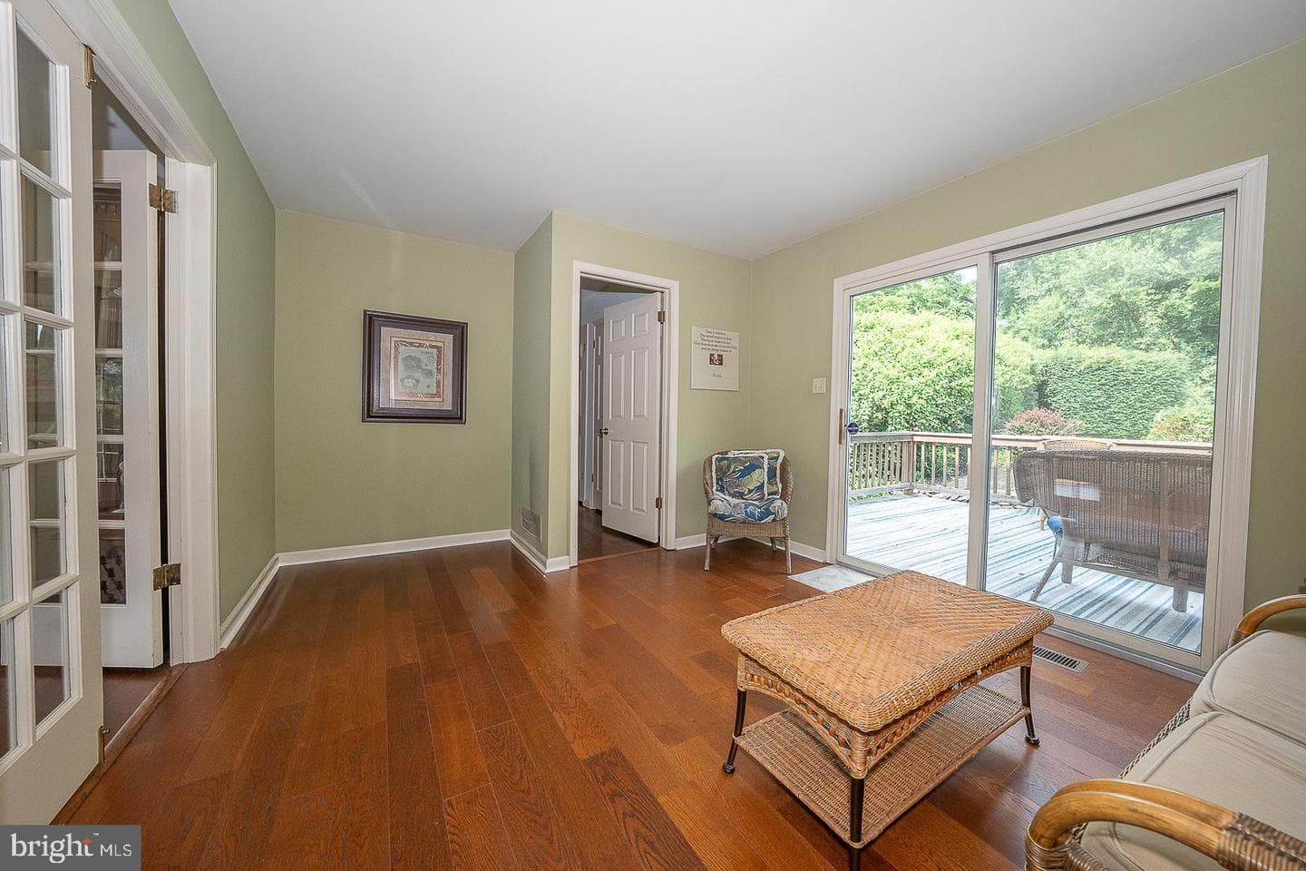 842 Penns Way photo 19