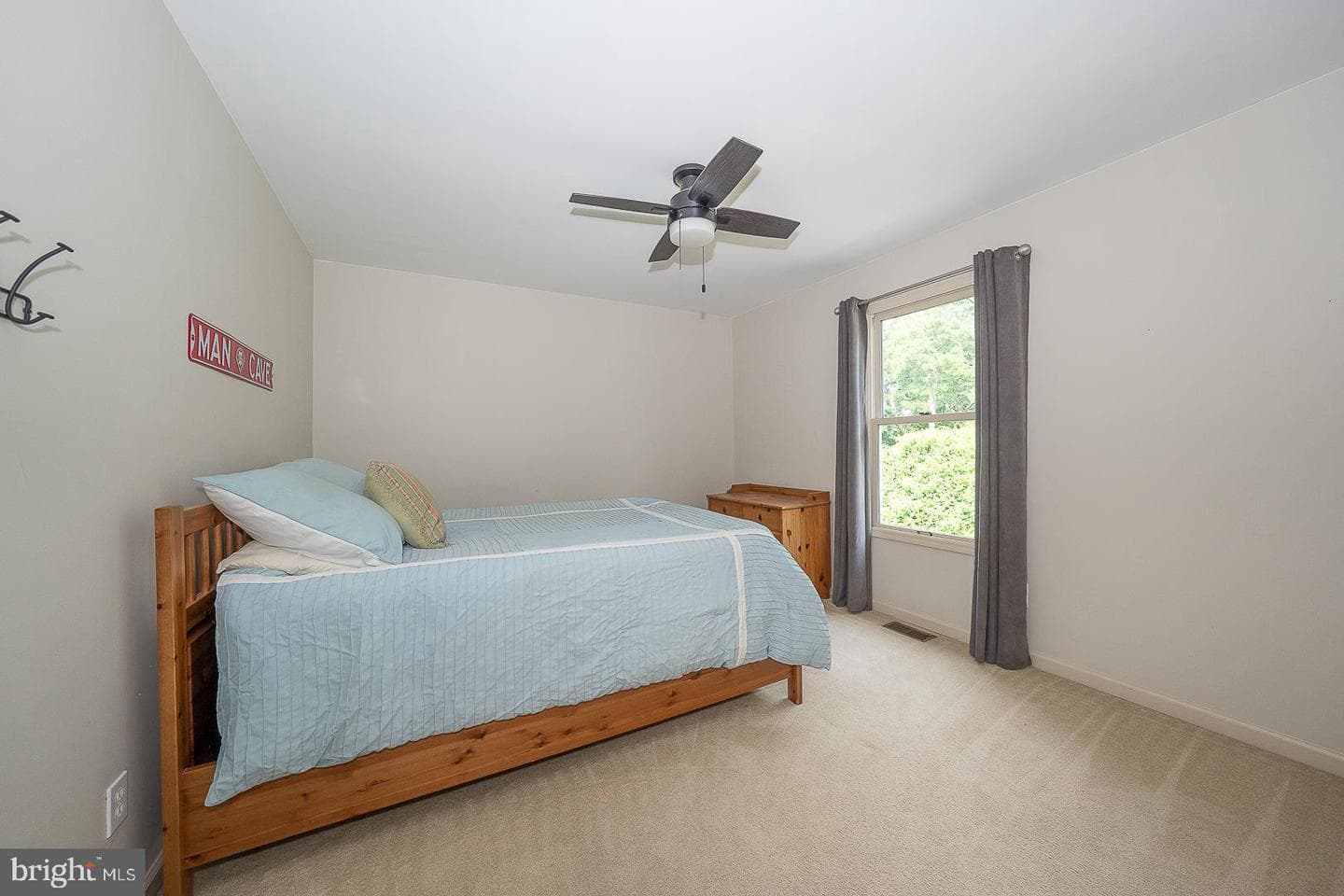 842 Penns Way photo 26