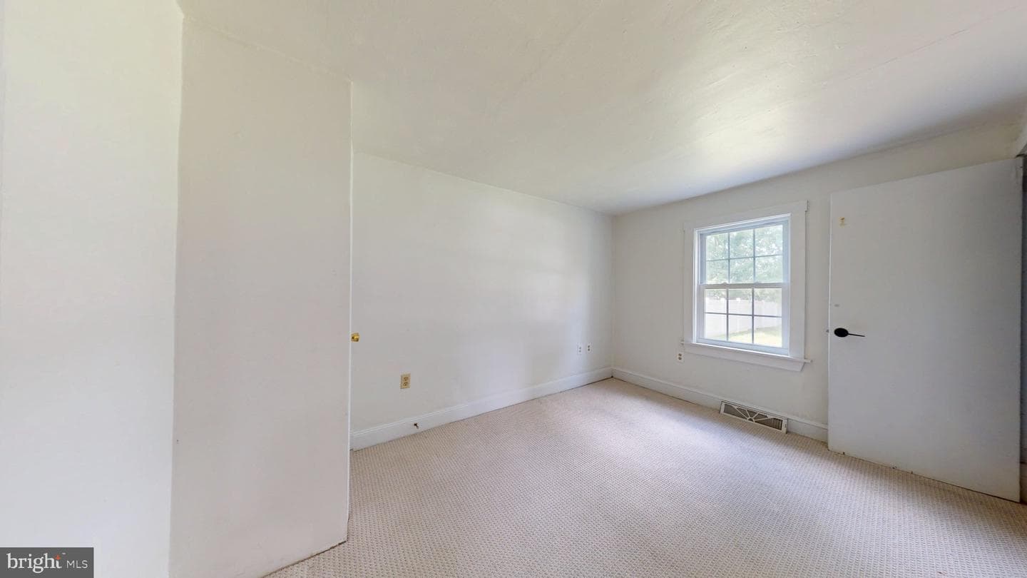4131 Horseshoe Pike photo 14