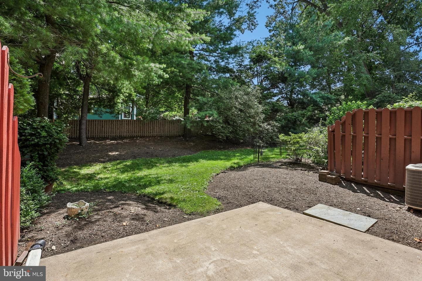 103 Brighton Circle photo 34