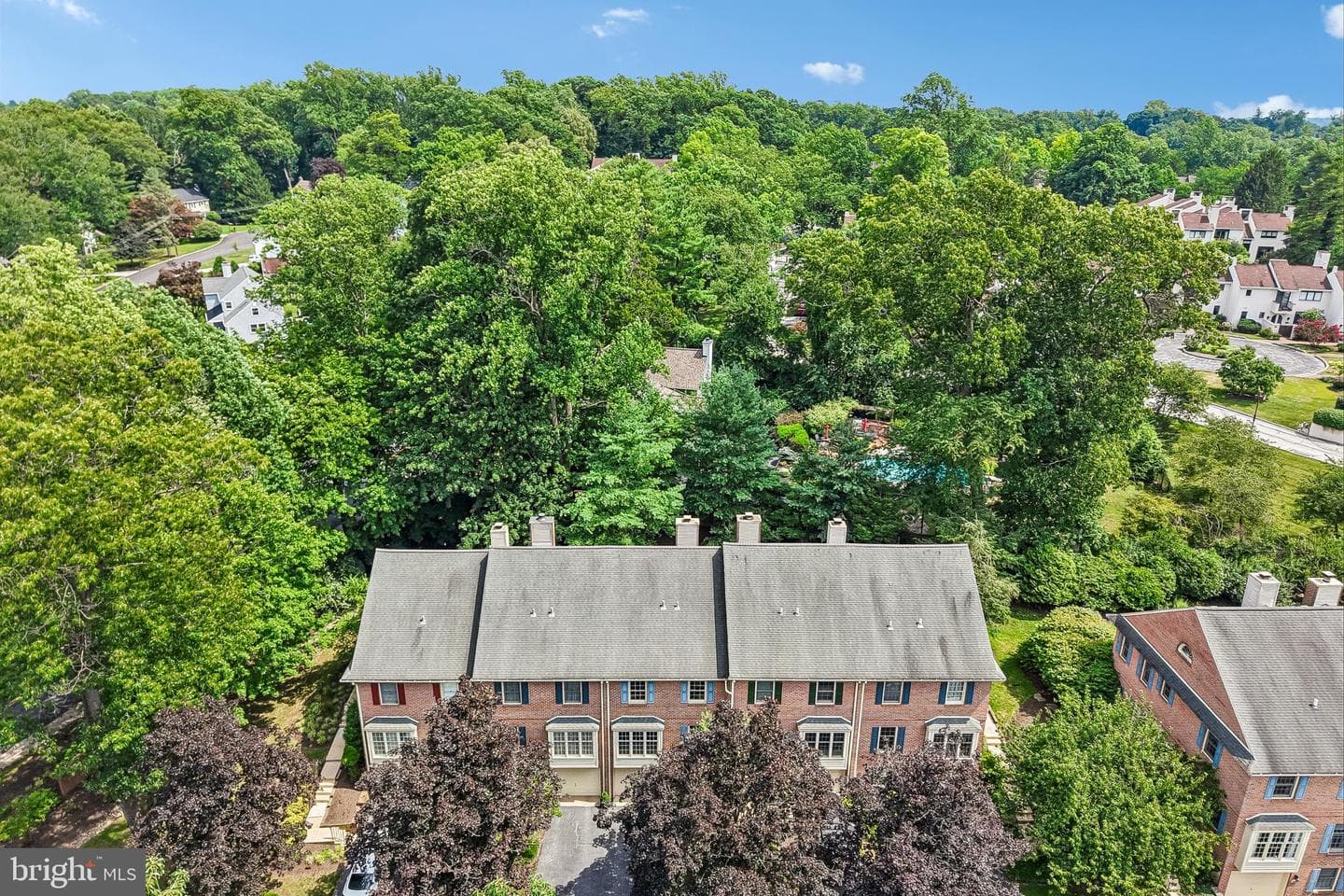 103 Brighton Circle photo 41