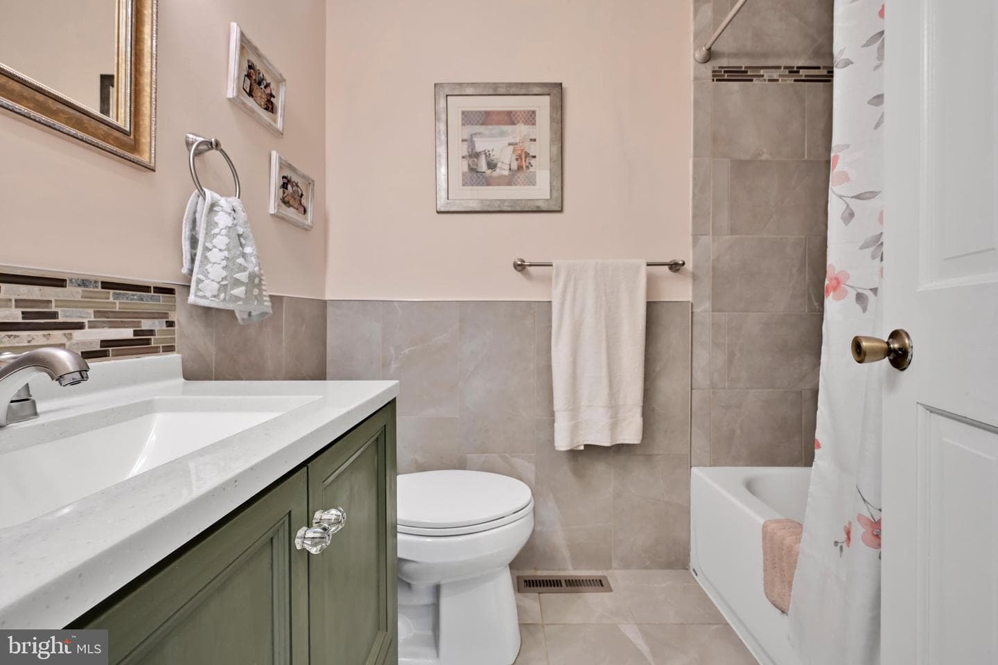 127 Freedom Valley Circle photo 31