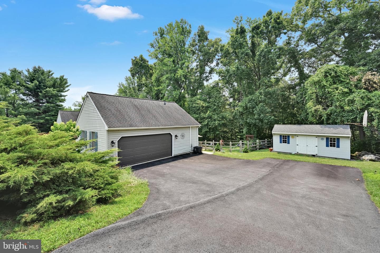 127 Freedom Valley Circle photo 51