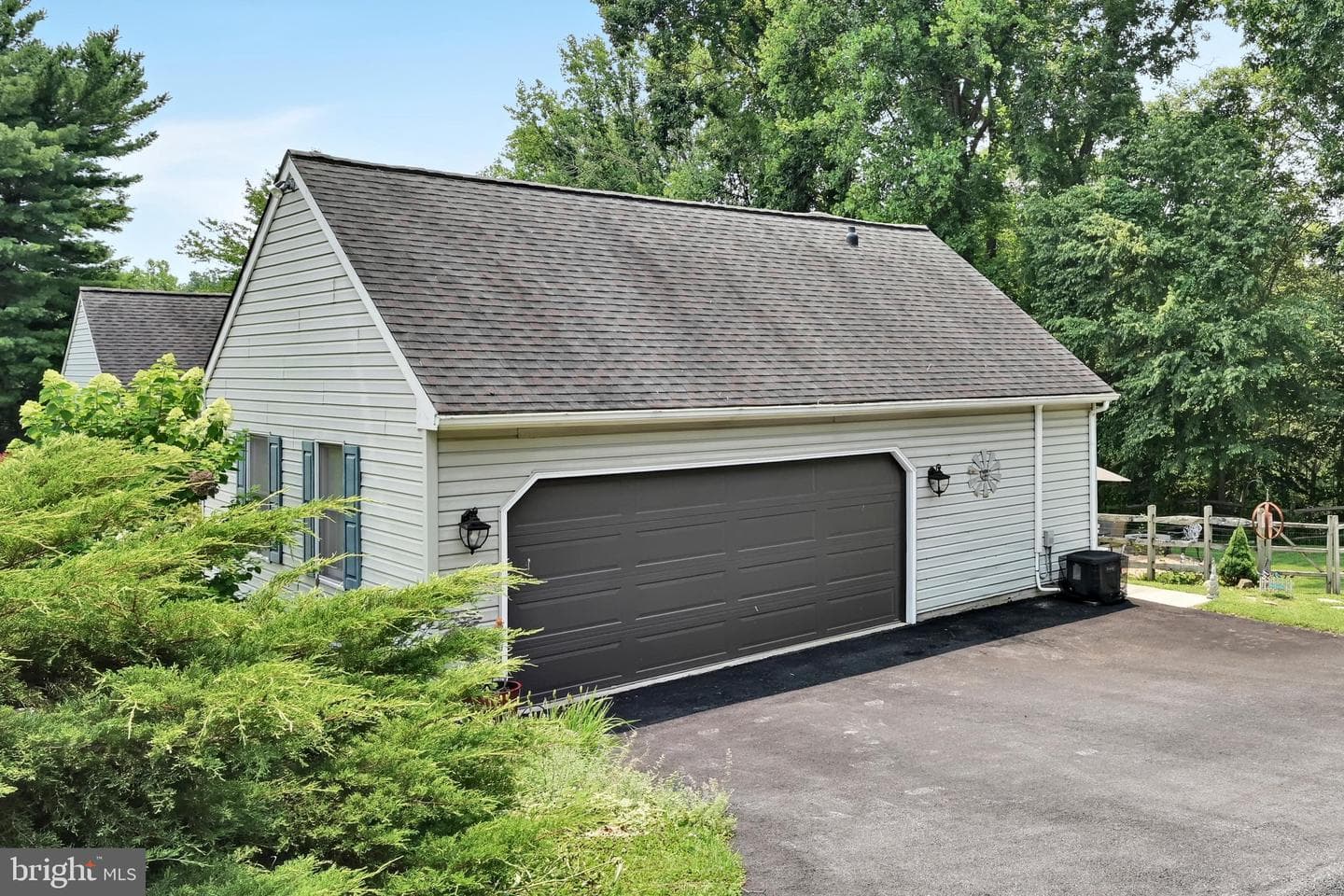 127 Freedom Valley Circle photo 52