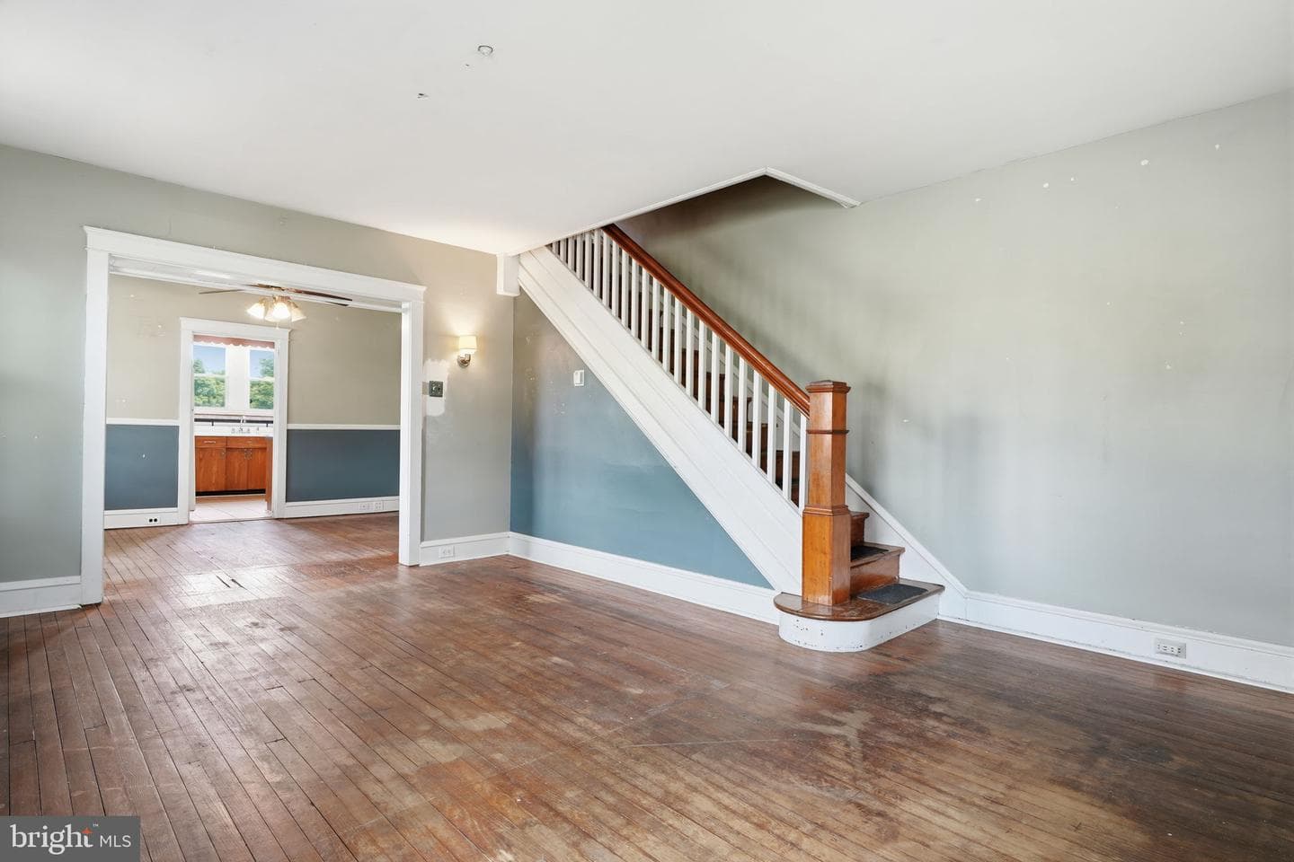 107 E Main Street photo 15