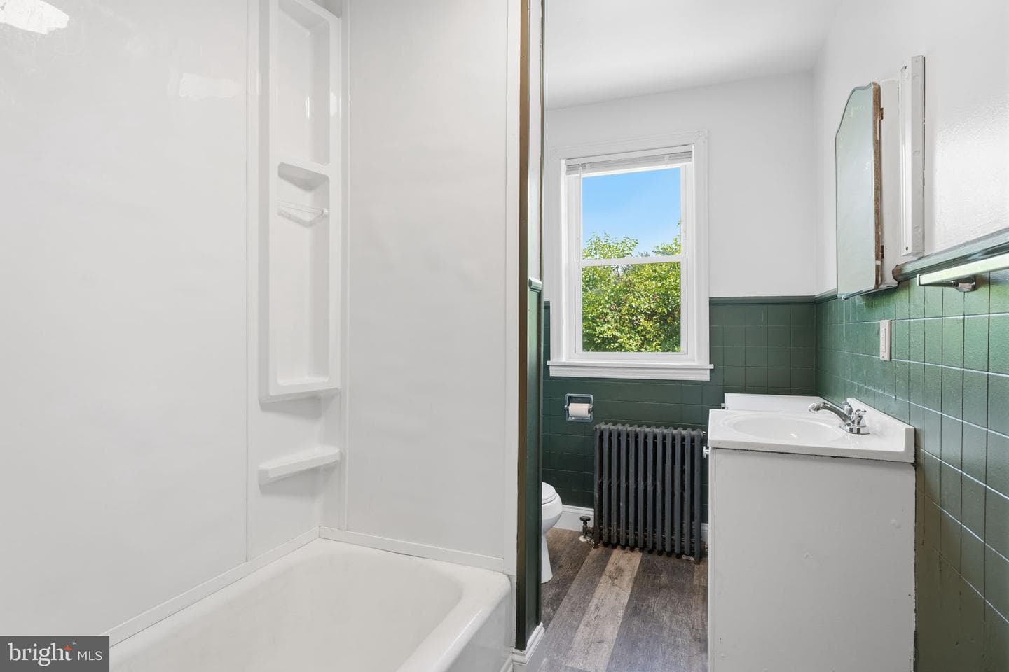 107 E Main Street photo 35
