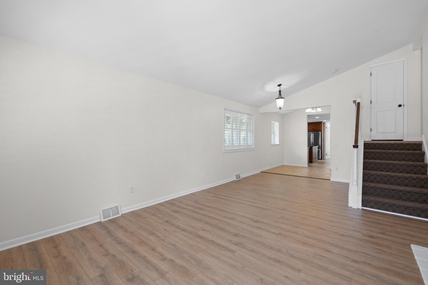 6 Nolan Drive photo 16