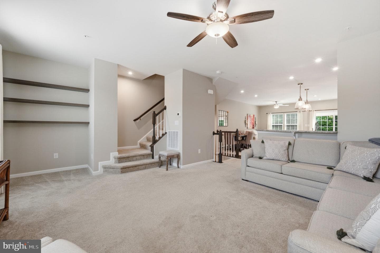 160 Mulberry Drive photo 9
