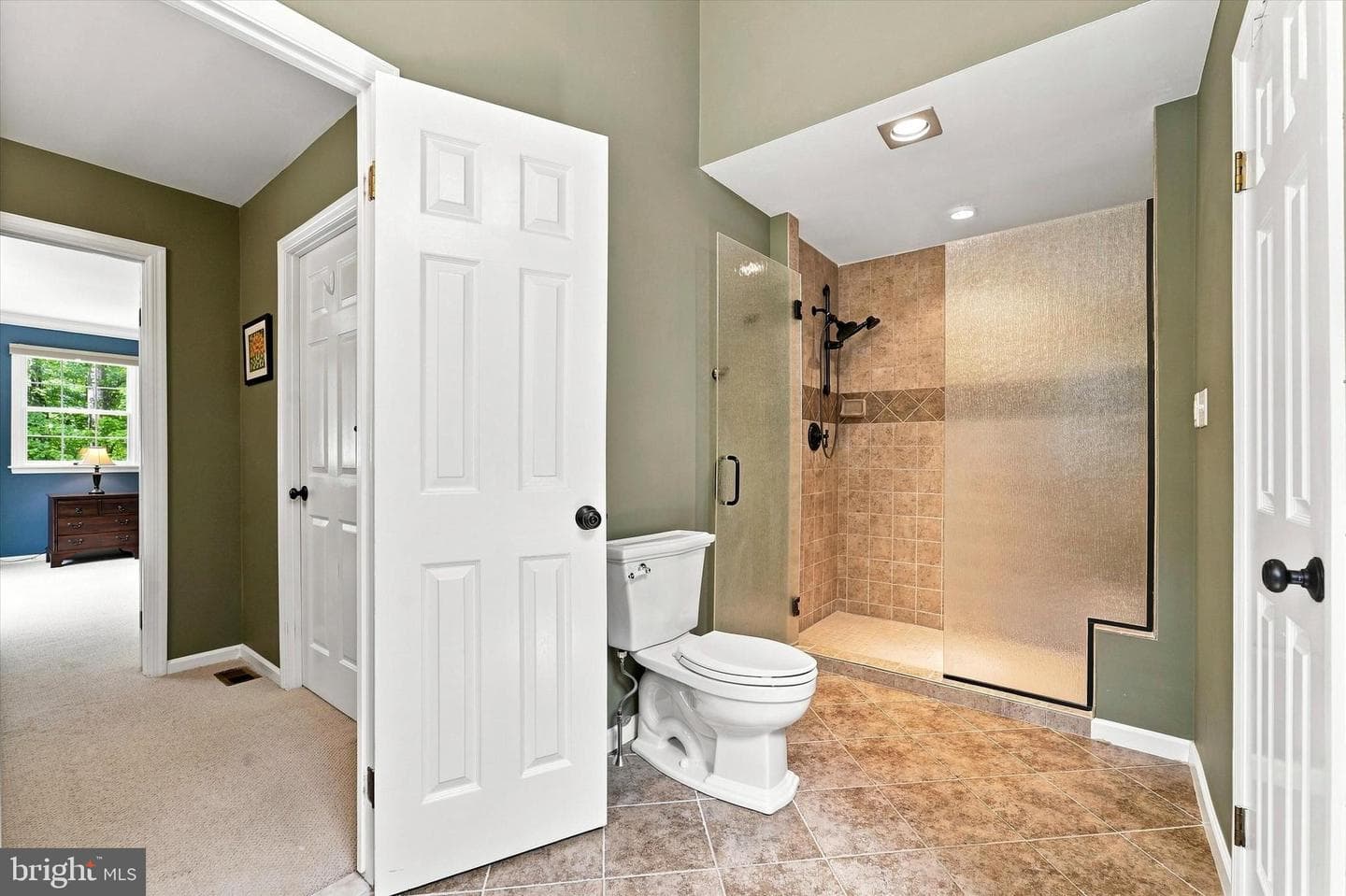 6 Joanna Drive photo 17