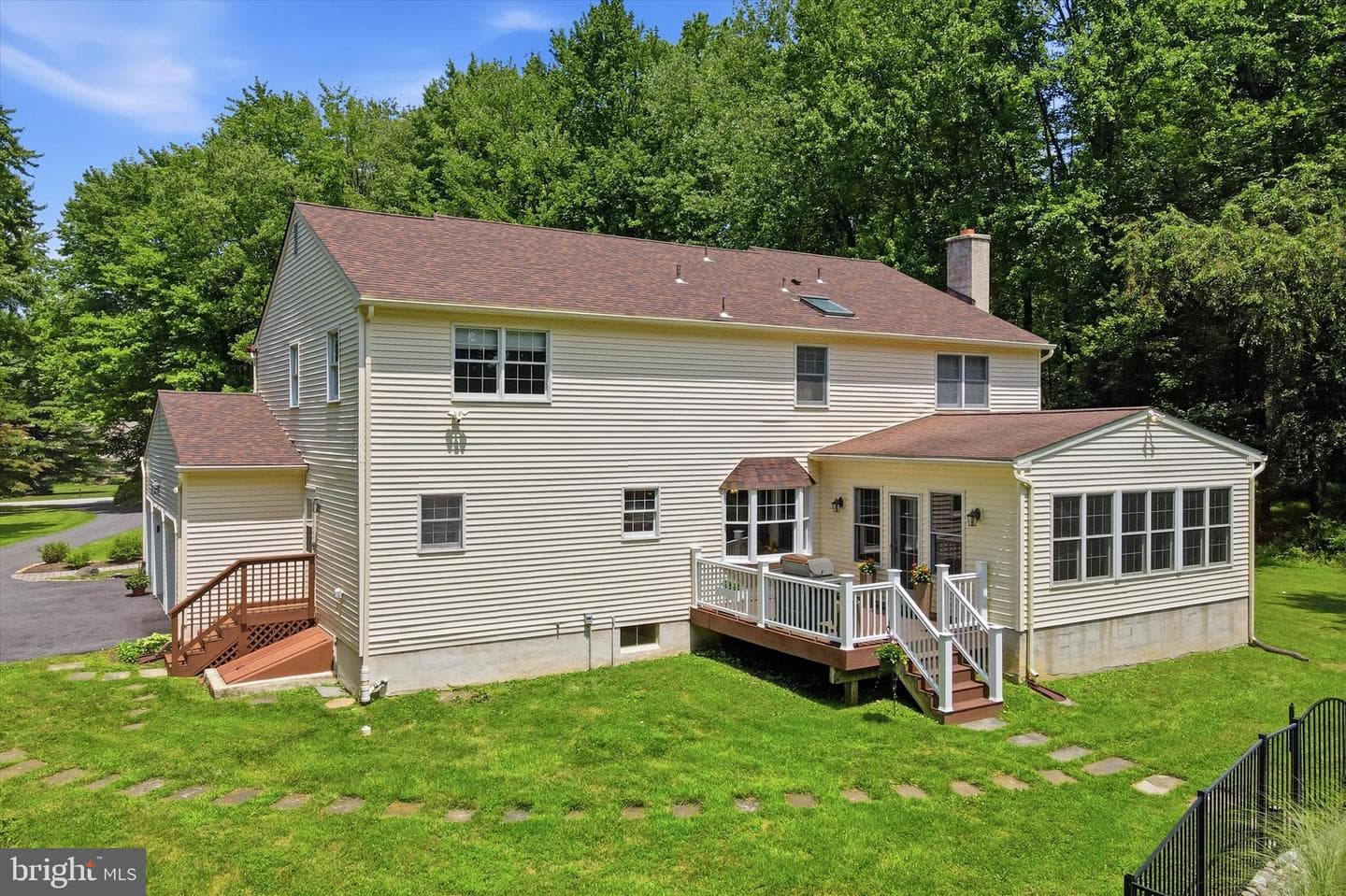 6 Joanna Drive photo 42