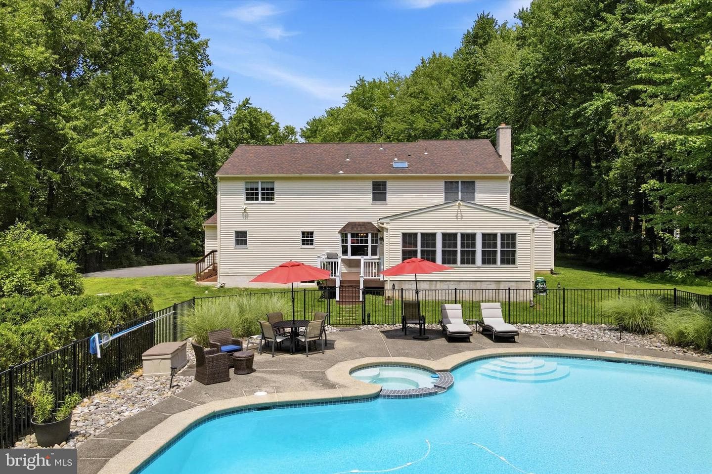 6 Joanna Drive photo 43