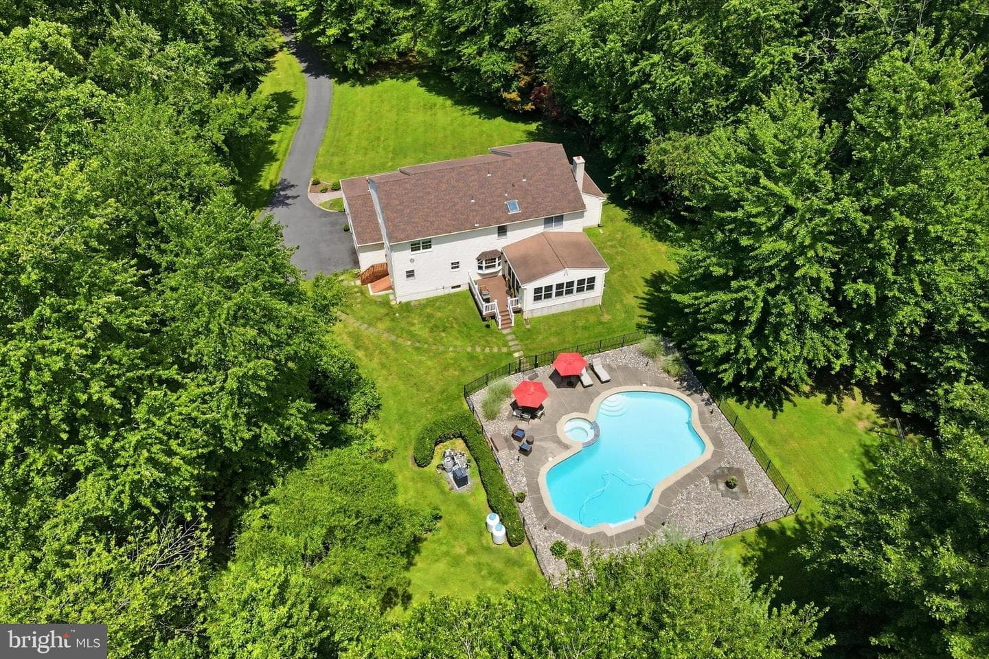 6 Joanna Drive photo 44