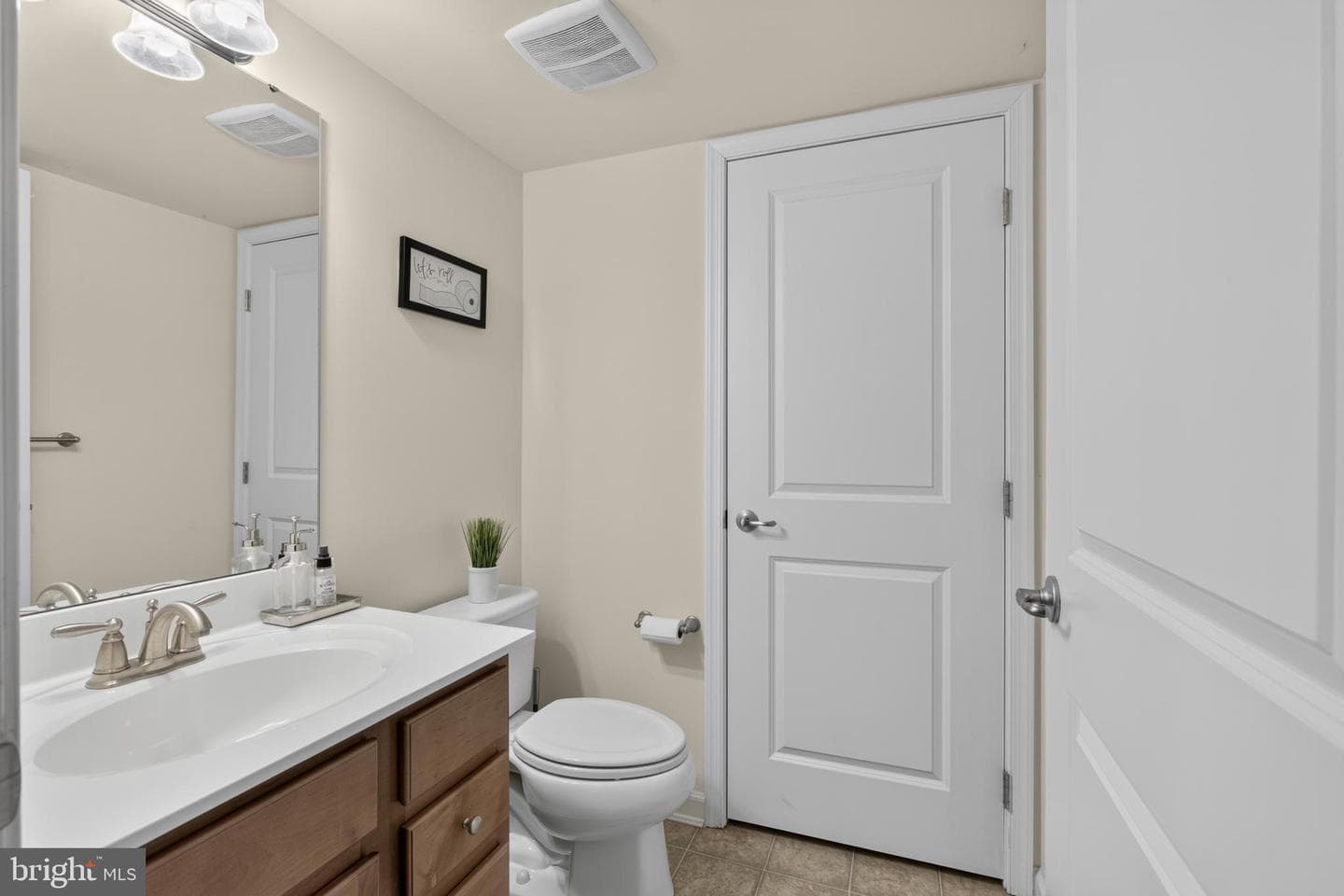 1259 Derry Lane photo 24