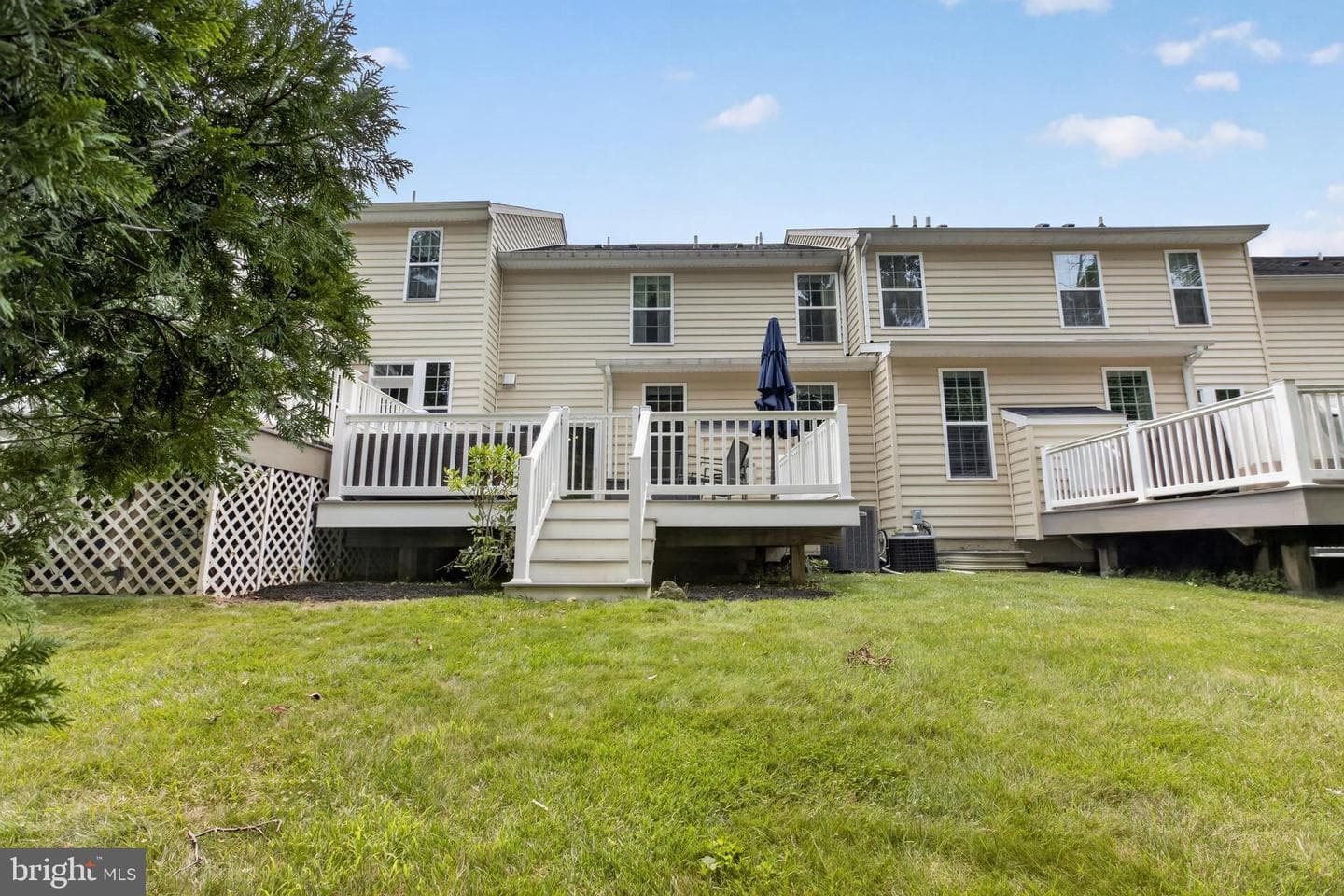 1259 Derry Lane photo 26