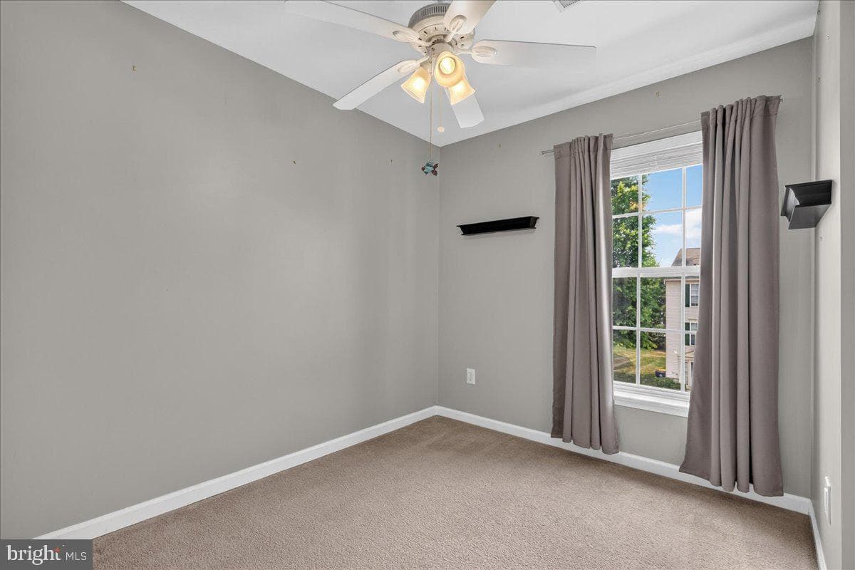 210 Fox Trail #109 photo 35