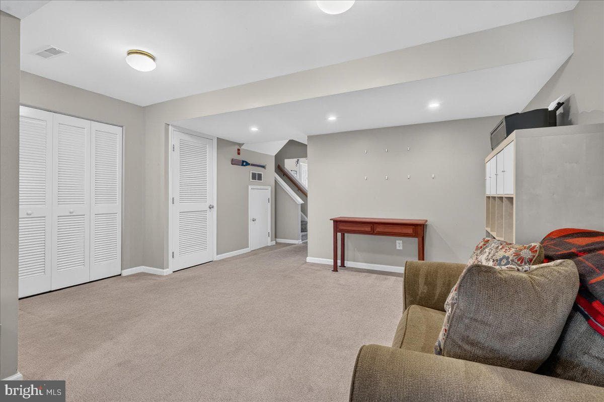 210 Fox Trail #109 photo 9