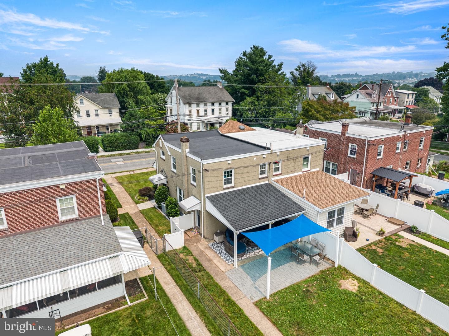 1006 W Bridge Street photo 29