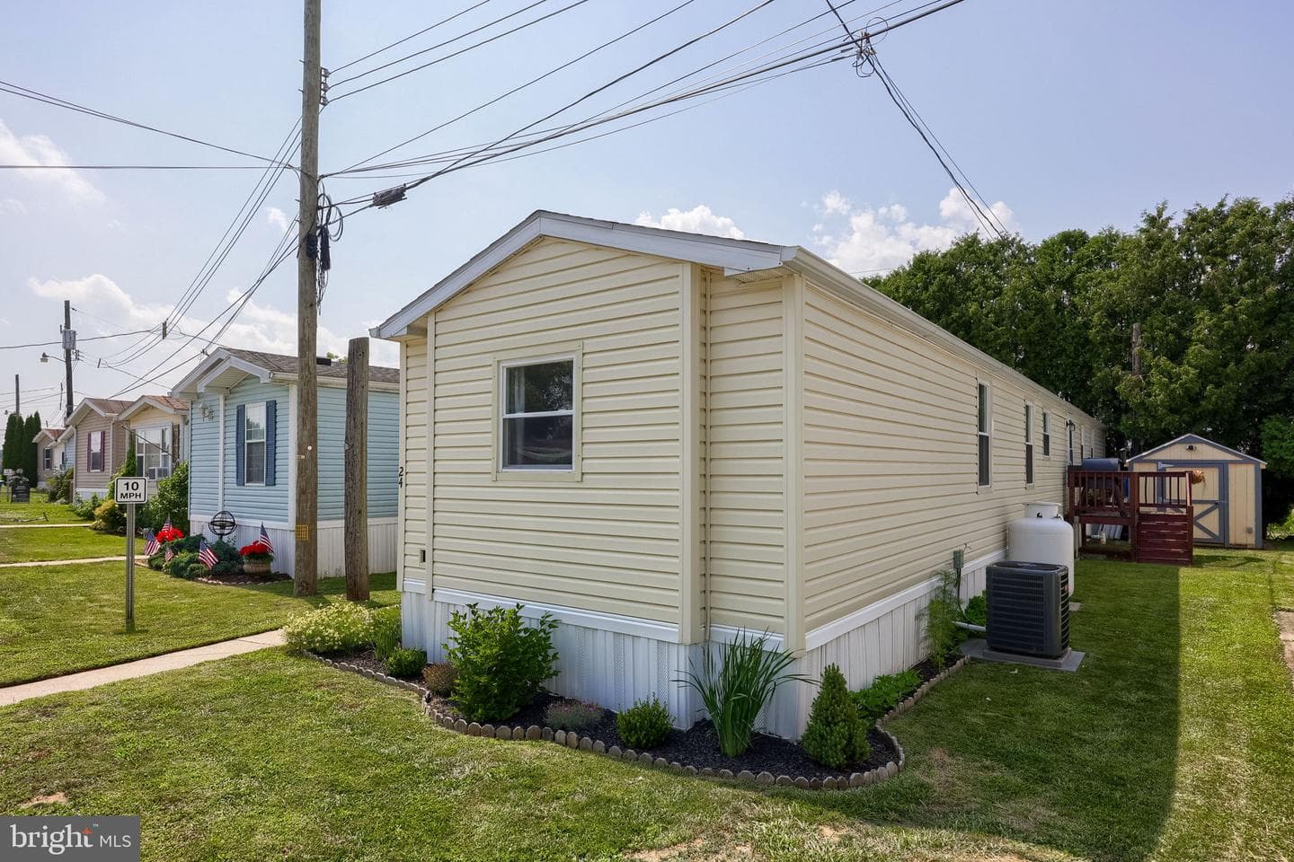 24 Highland Ct. photo 3