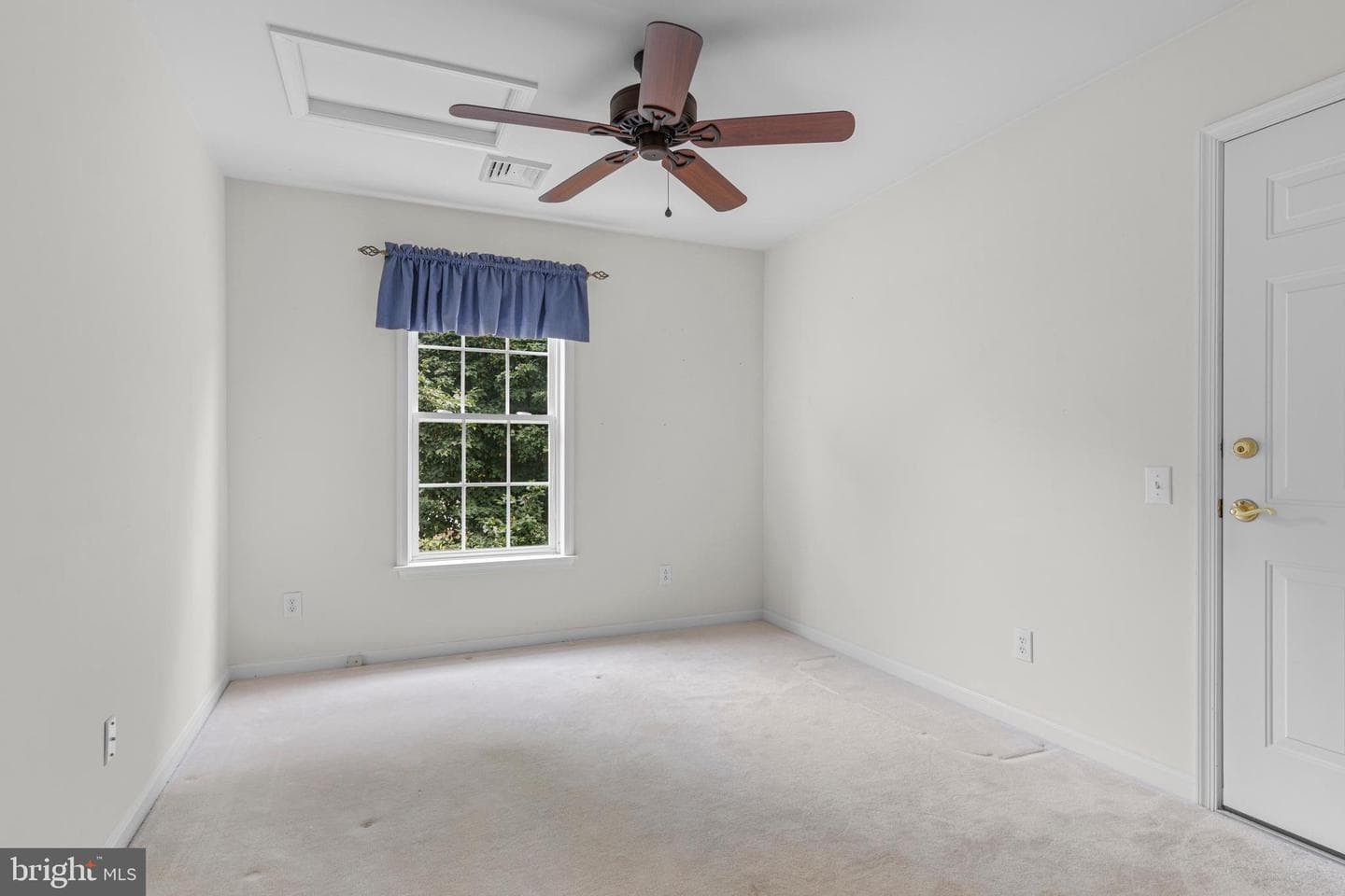 213 Katsura Drive photo 37