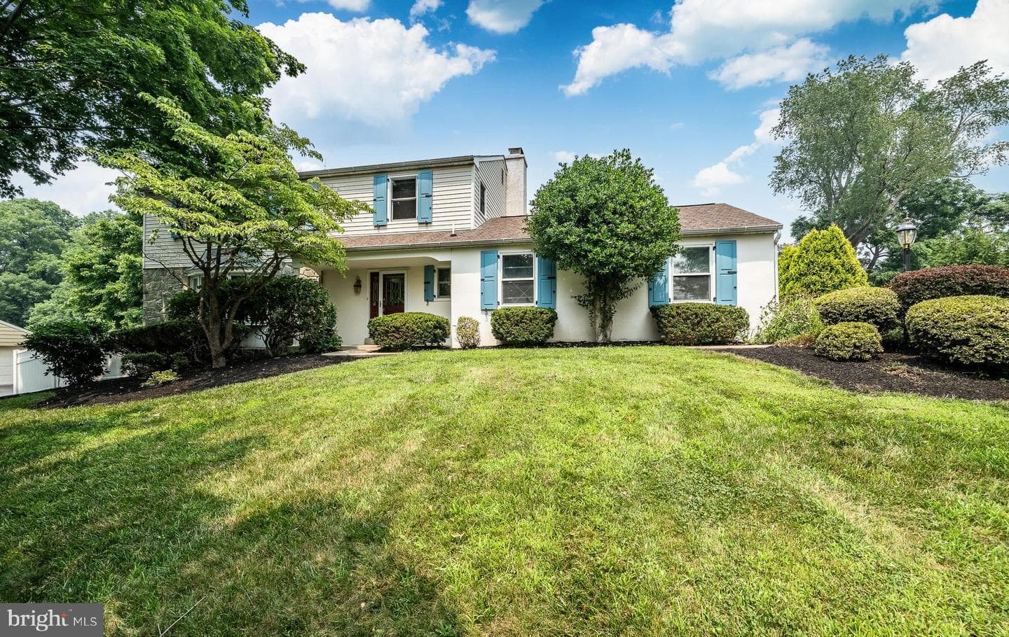15 Crestview Road photo 3