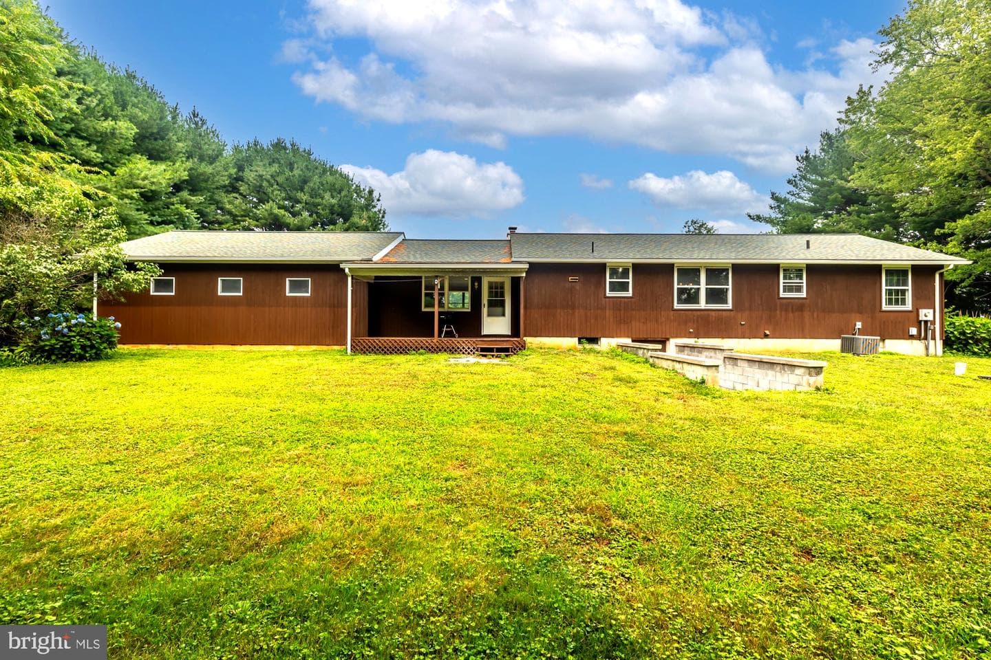 95 Mill Road photo 42