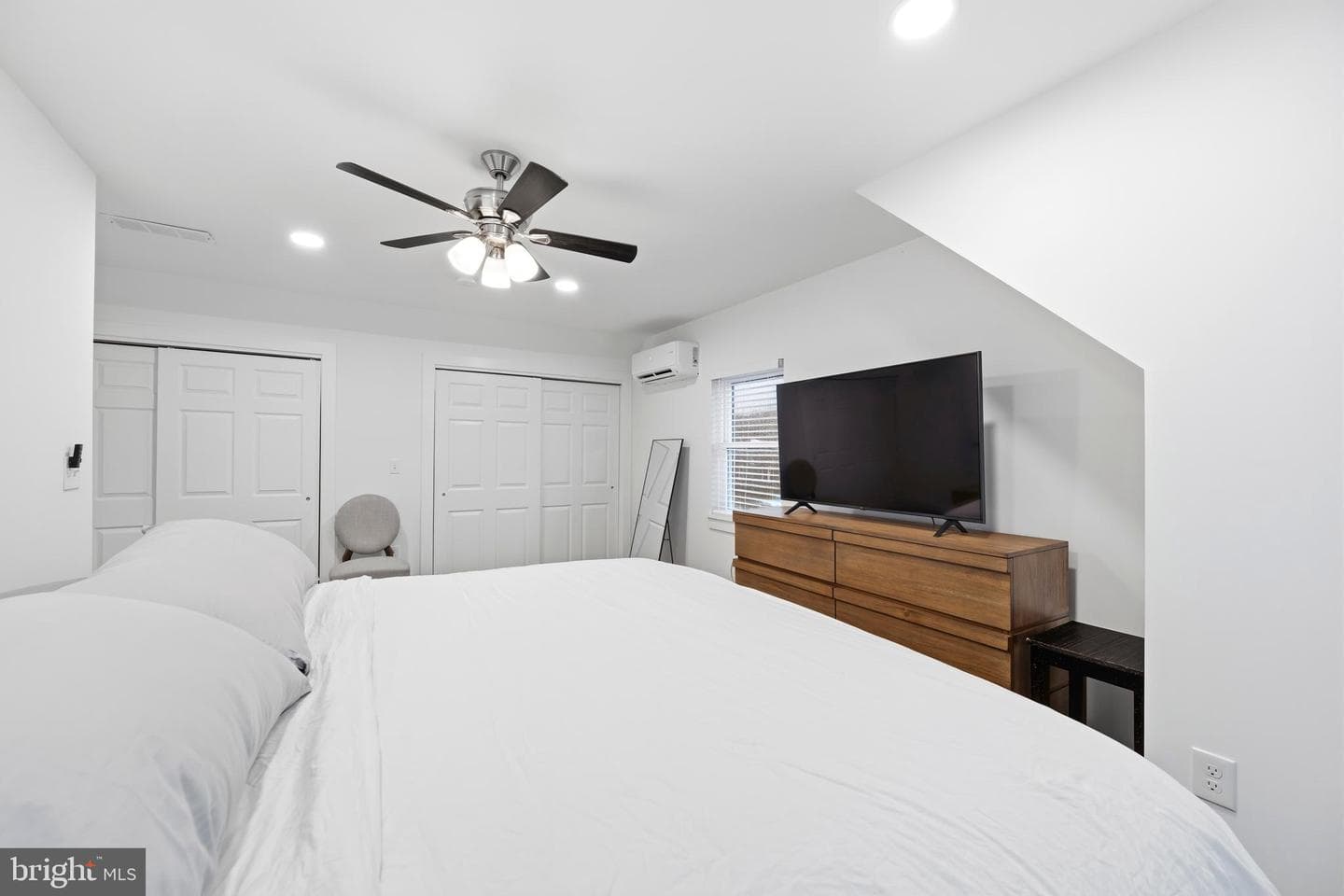 207 Seal Lane photo 26