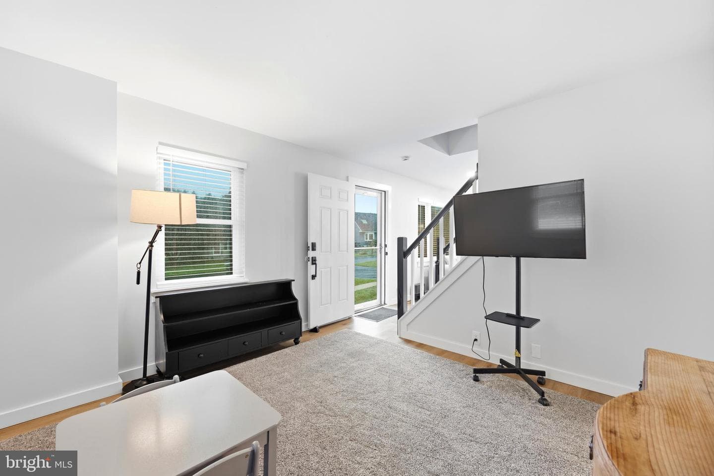 207 Seal Lane photo 9