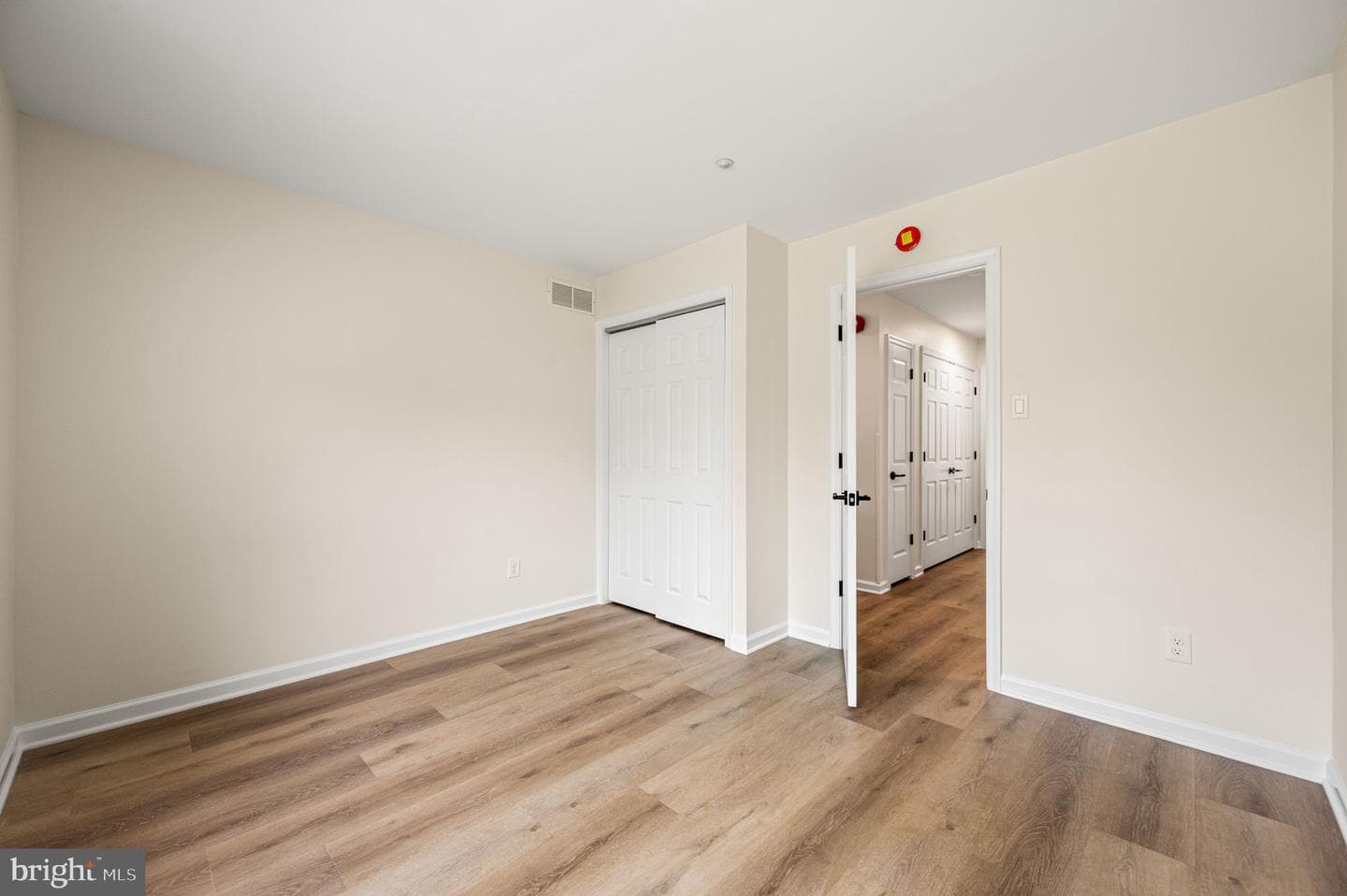321 Bristol Circle #321 photo 16