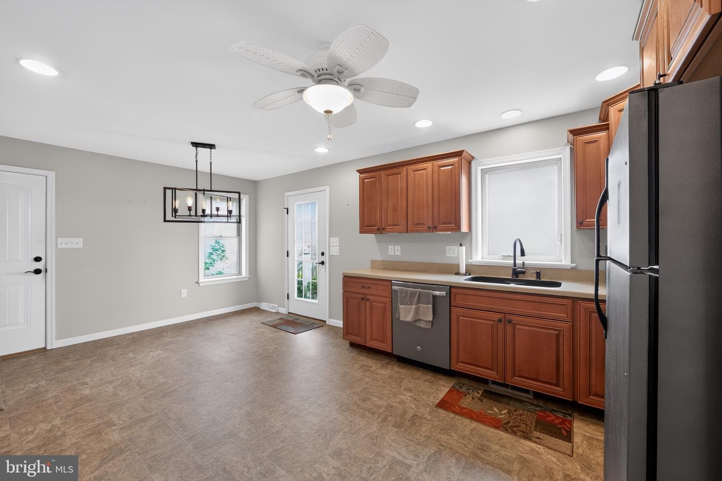 1720 Reservoir Road photo 11