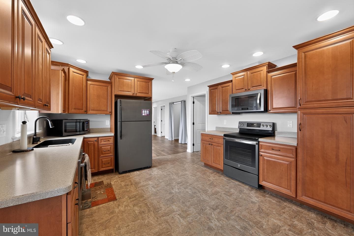 1720 Reservoir Road photo 12