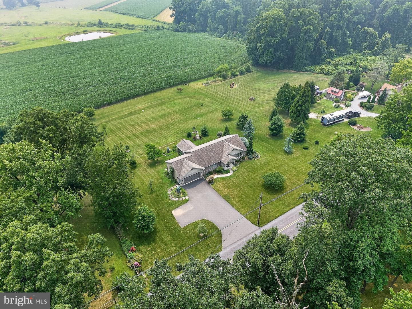 1720 Reservoir Road photo 40