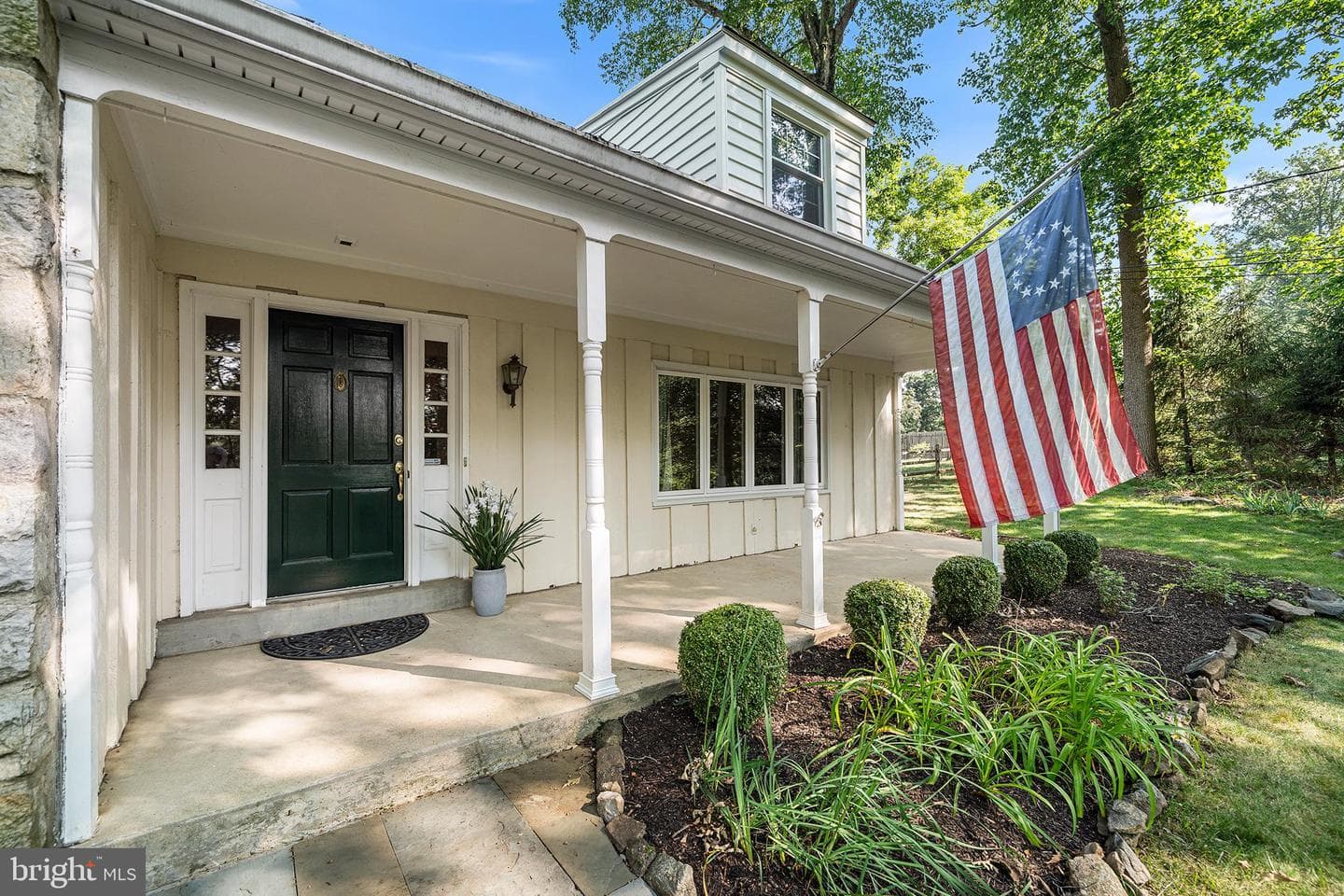 2610 Crum Creek Drive photo 4