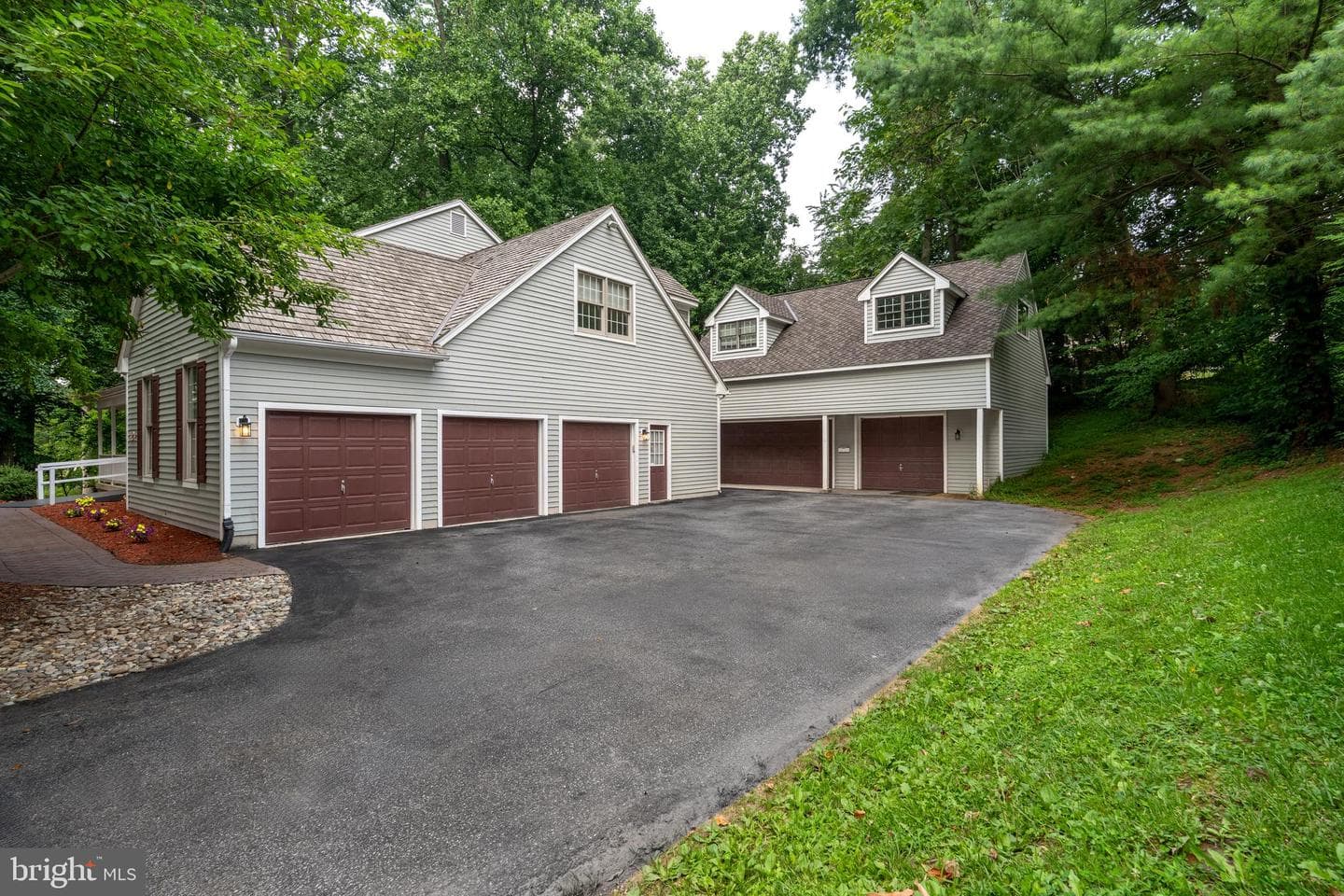 424 Buttonwood Road photo 9