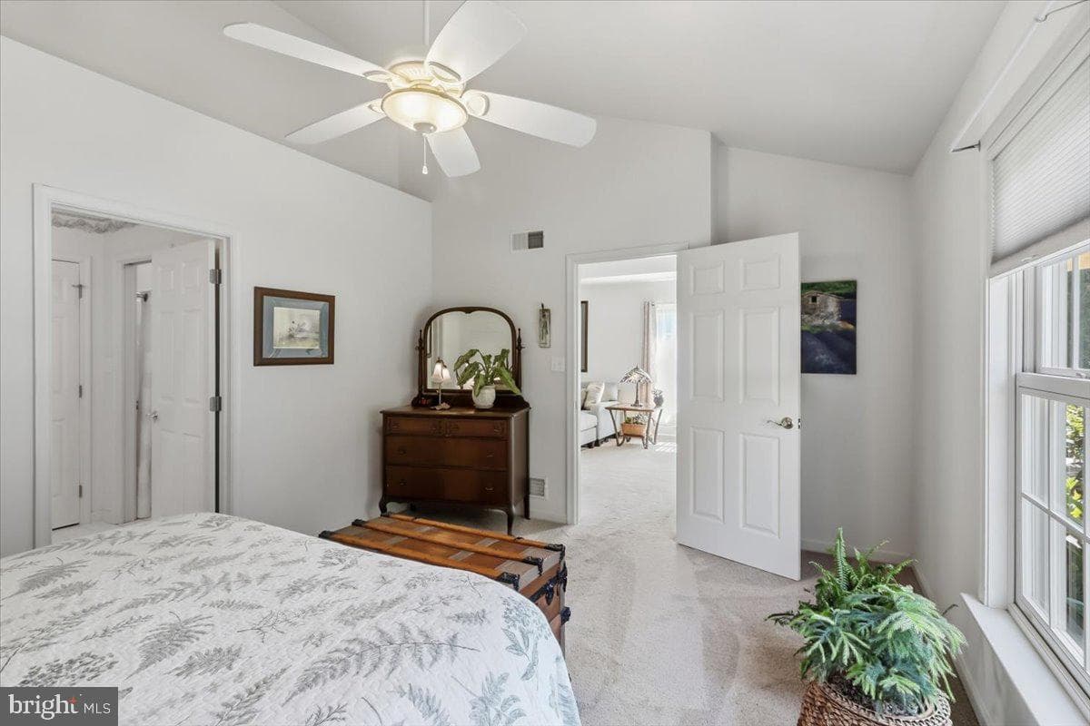 13 Parkside Drive photo 10