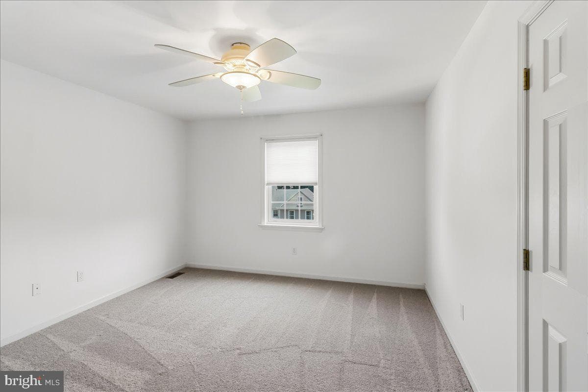 13 Parkside Drive photo 22