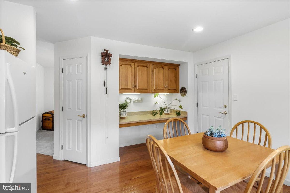 13 Parkside Drive photo 4