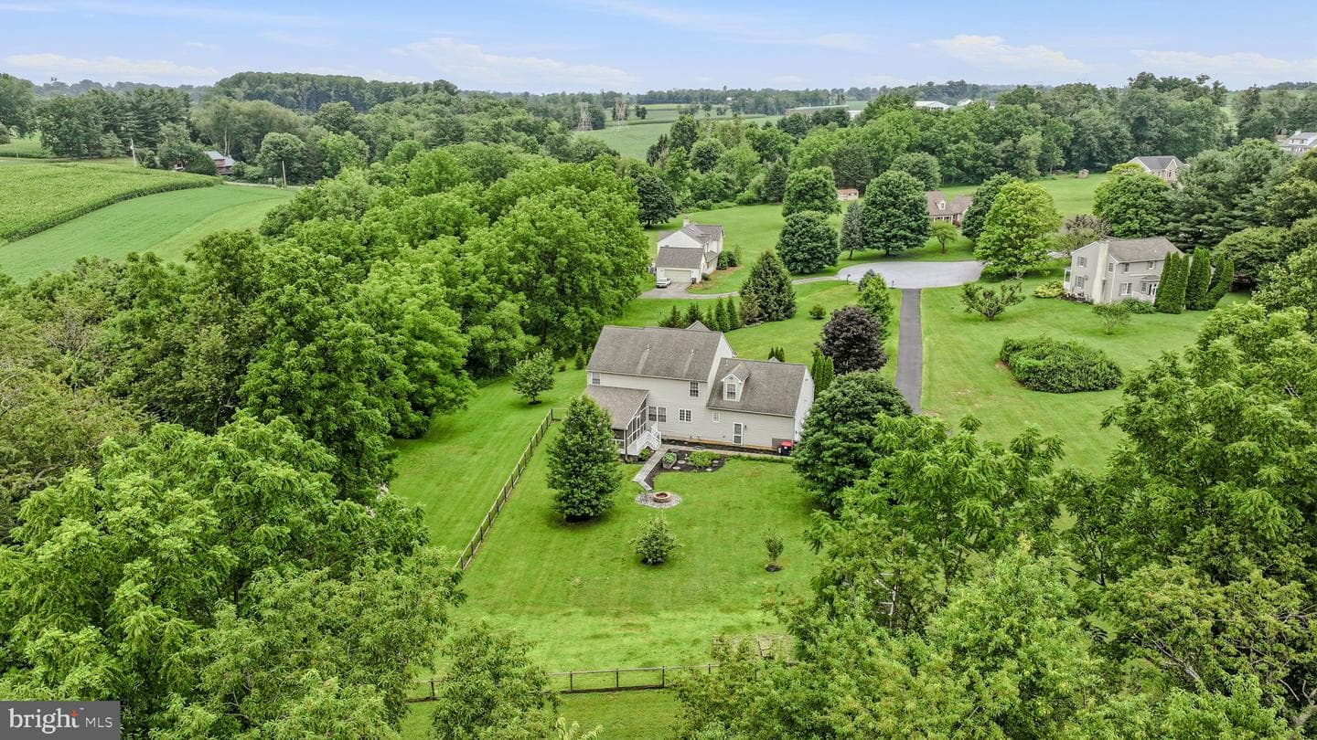 175 Windemere Lane photo 55