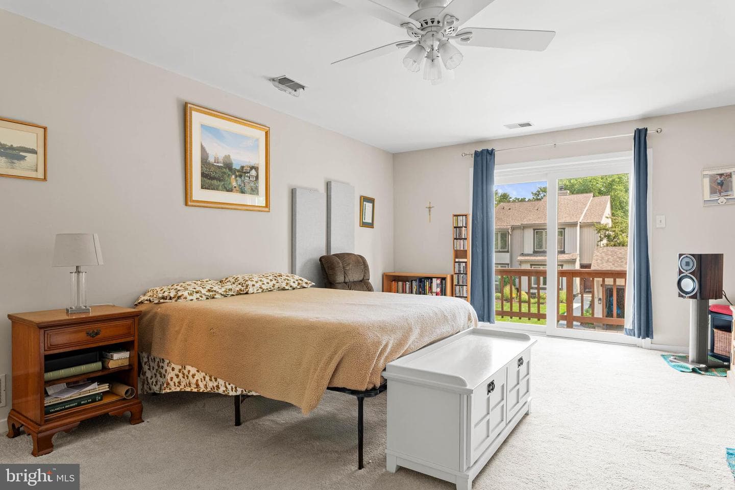 350 Devon Way photo 21