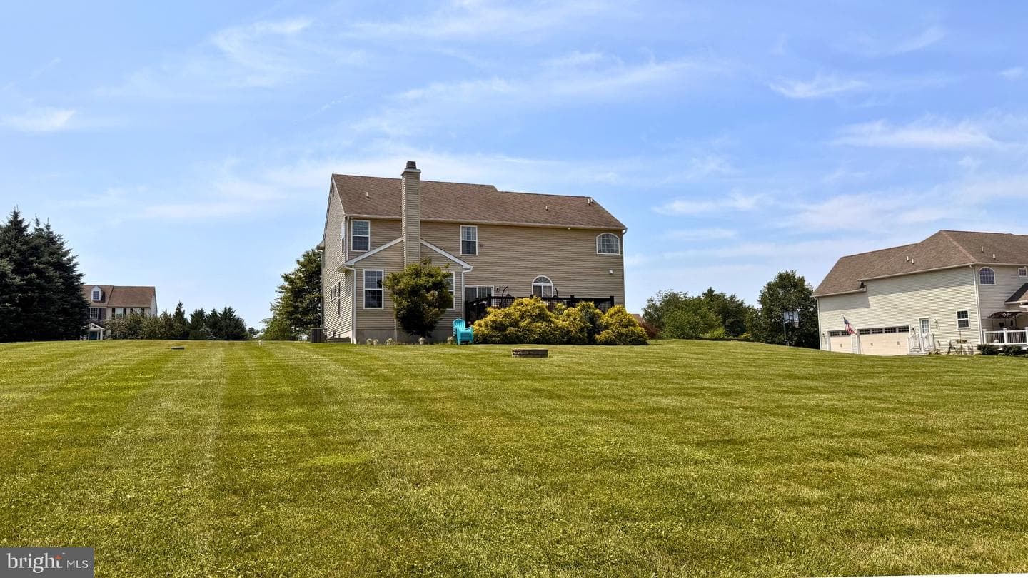 439 Buttonwood Lane photo 4