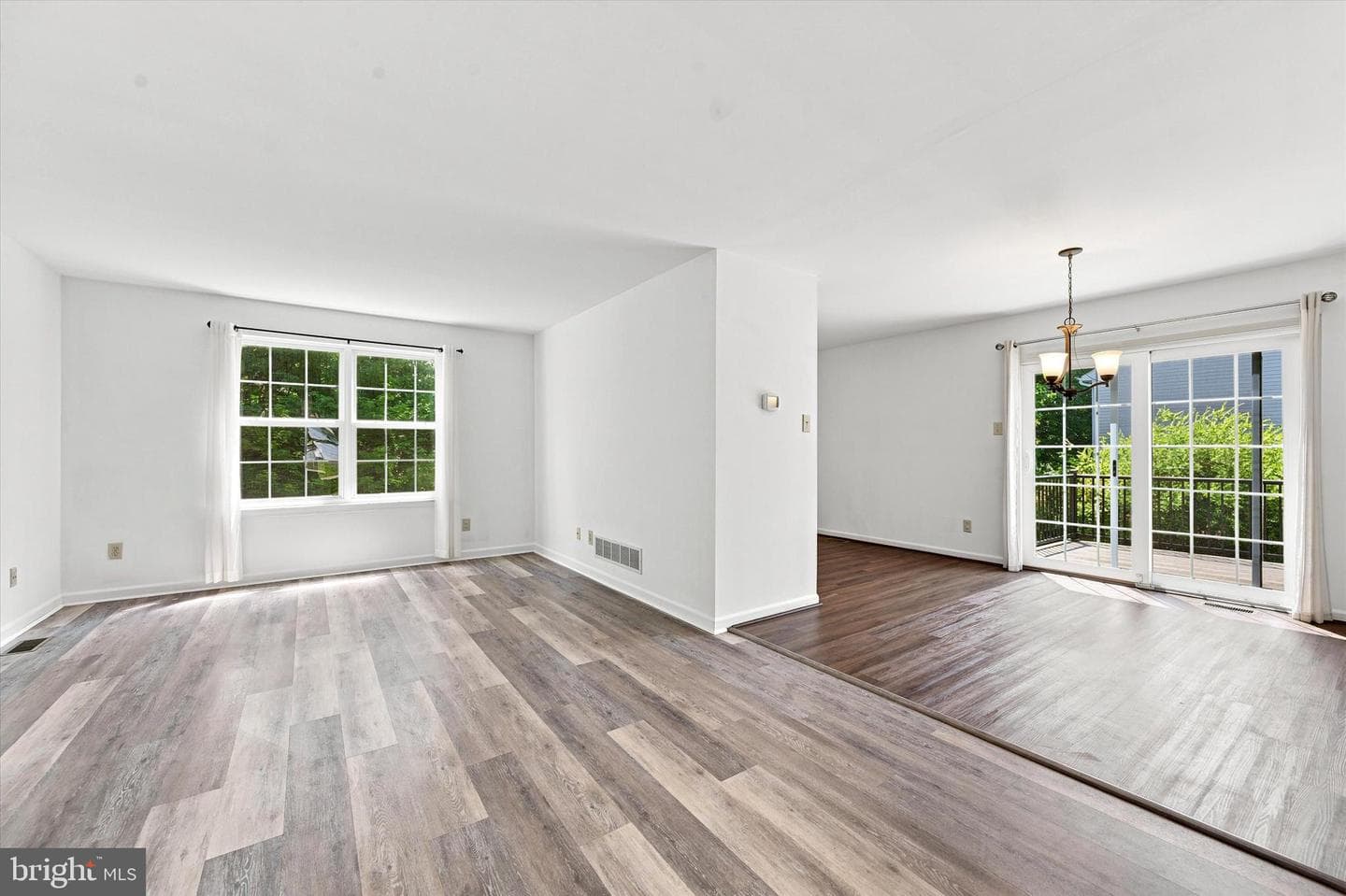 52 Pinckney Drive photo 2