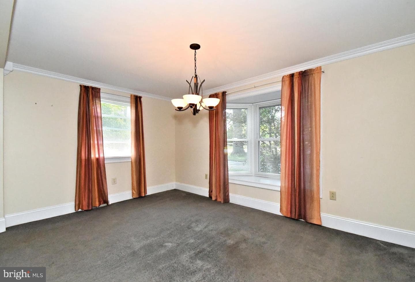 1207 Township Line Road photo 8