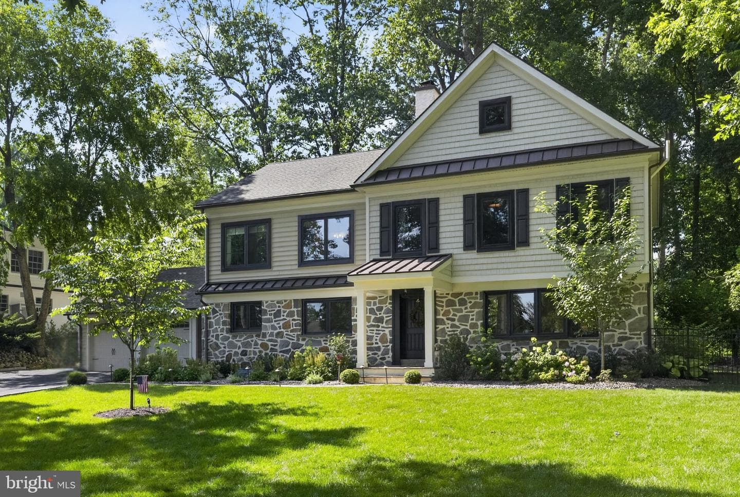 39 Crestline Road photo 3