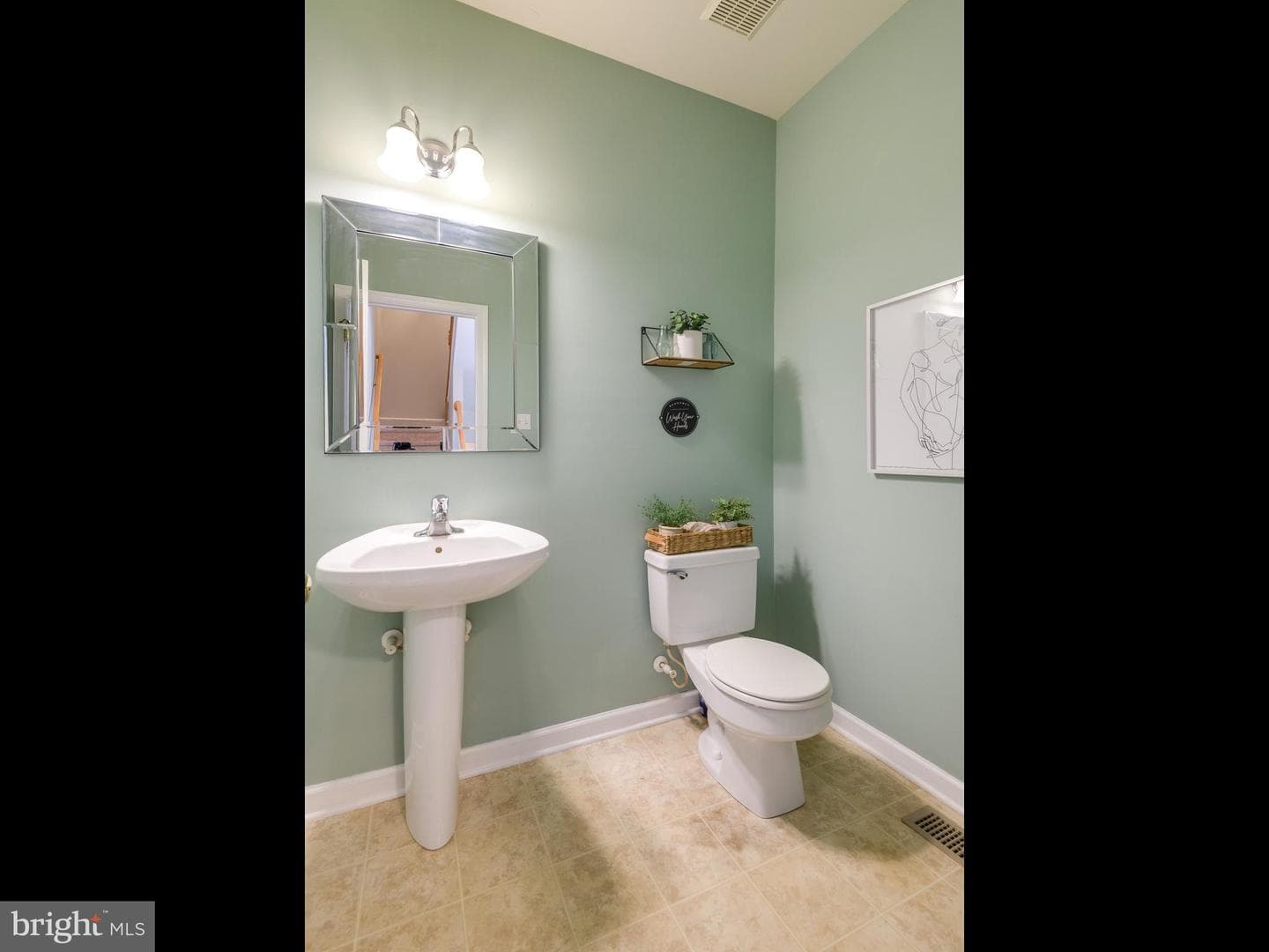 2720 Shelburne Road photo 16