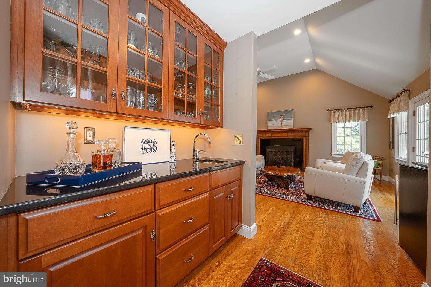 614 Thorncroft Drive photo 16