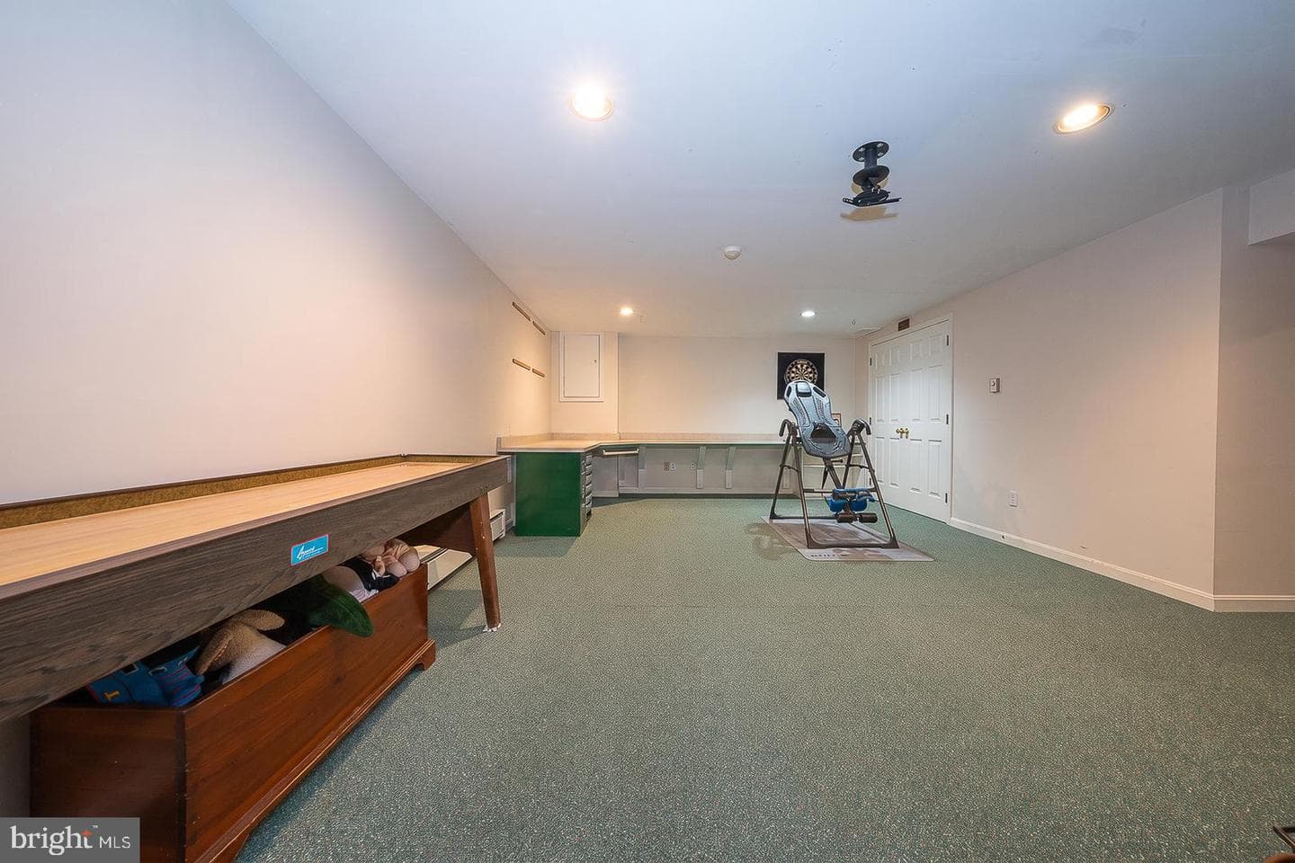 614 Thorncroft Drive photo 39