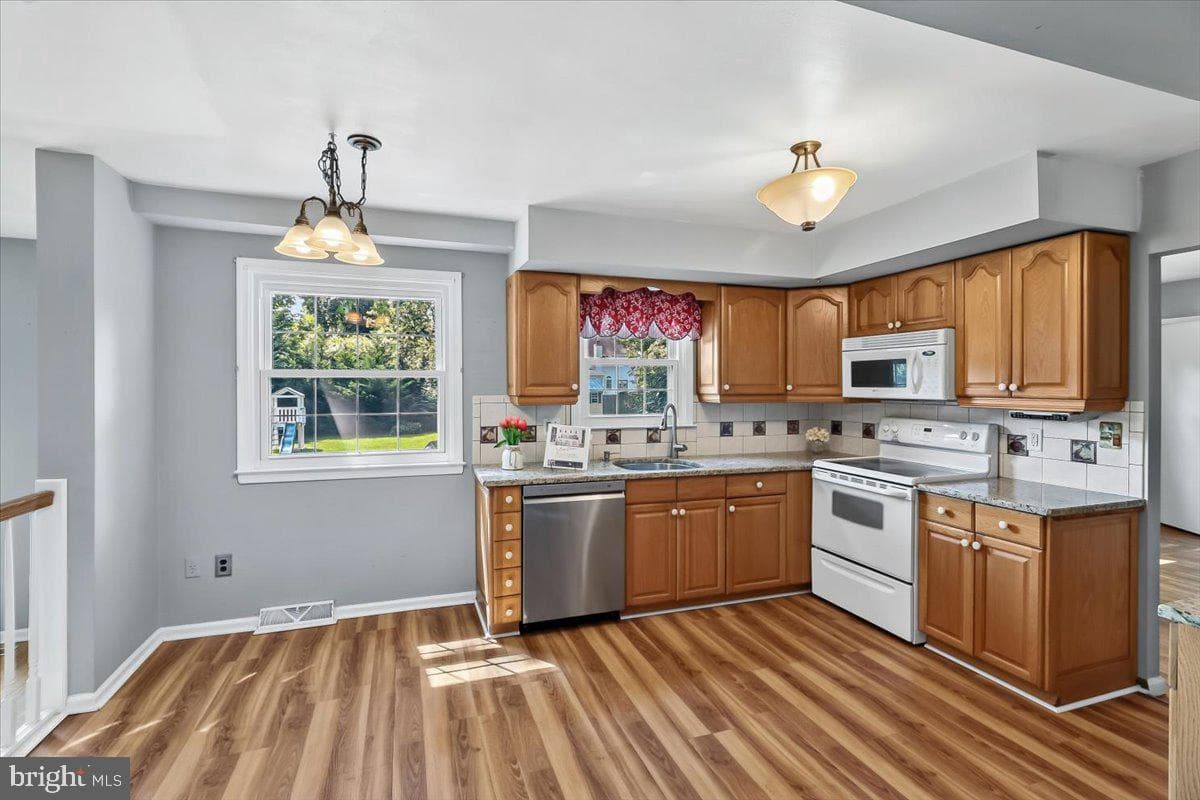 1532 Anne Drive photo 10
