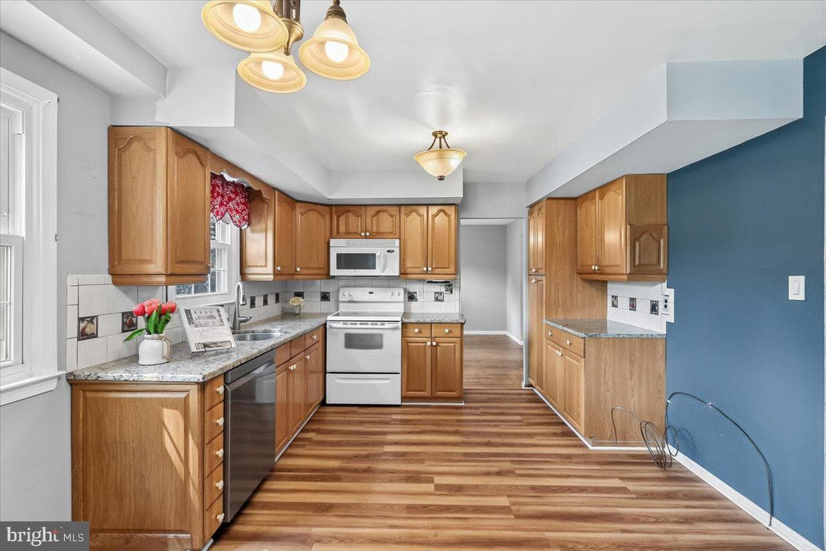 1532 Anne Drive photo 11