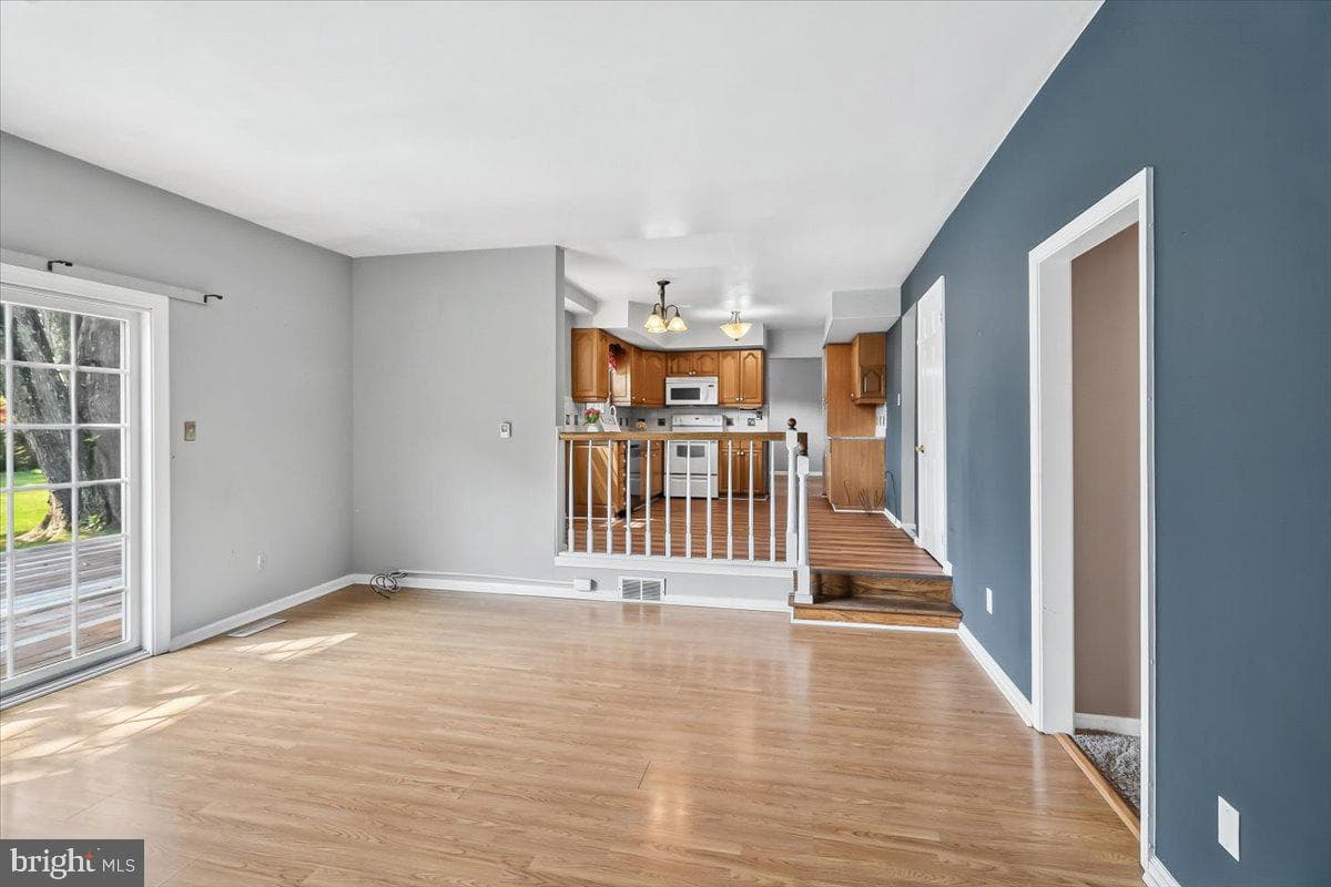 1532 Anne Drive photo 12