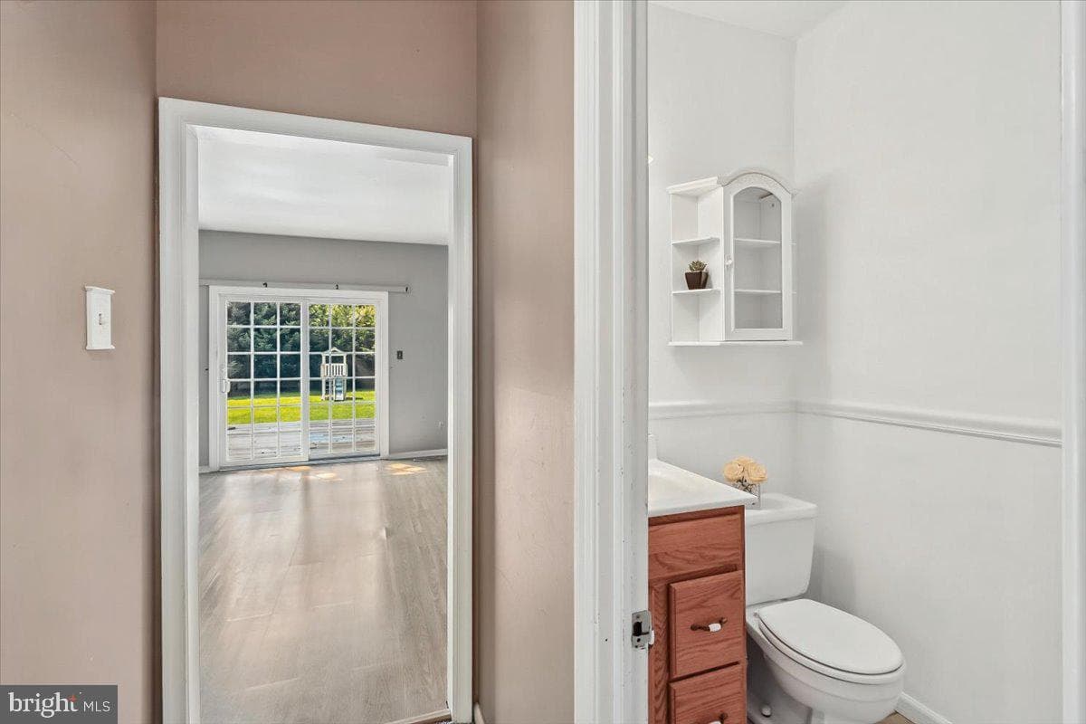 1532 Anne Drive photo 32